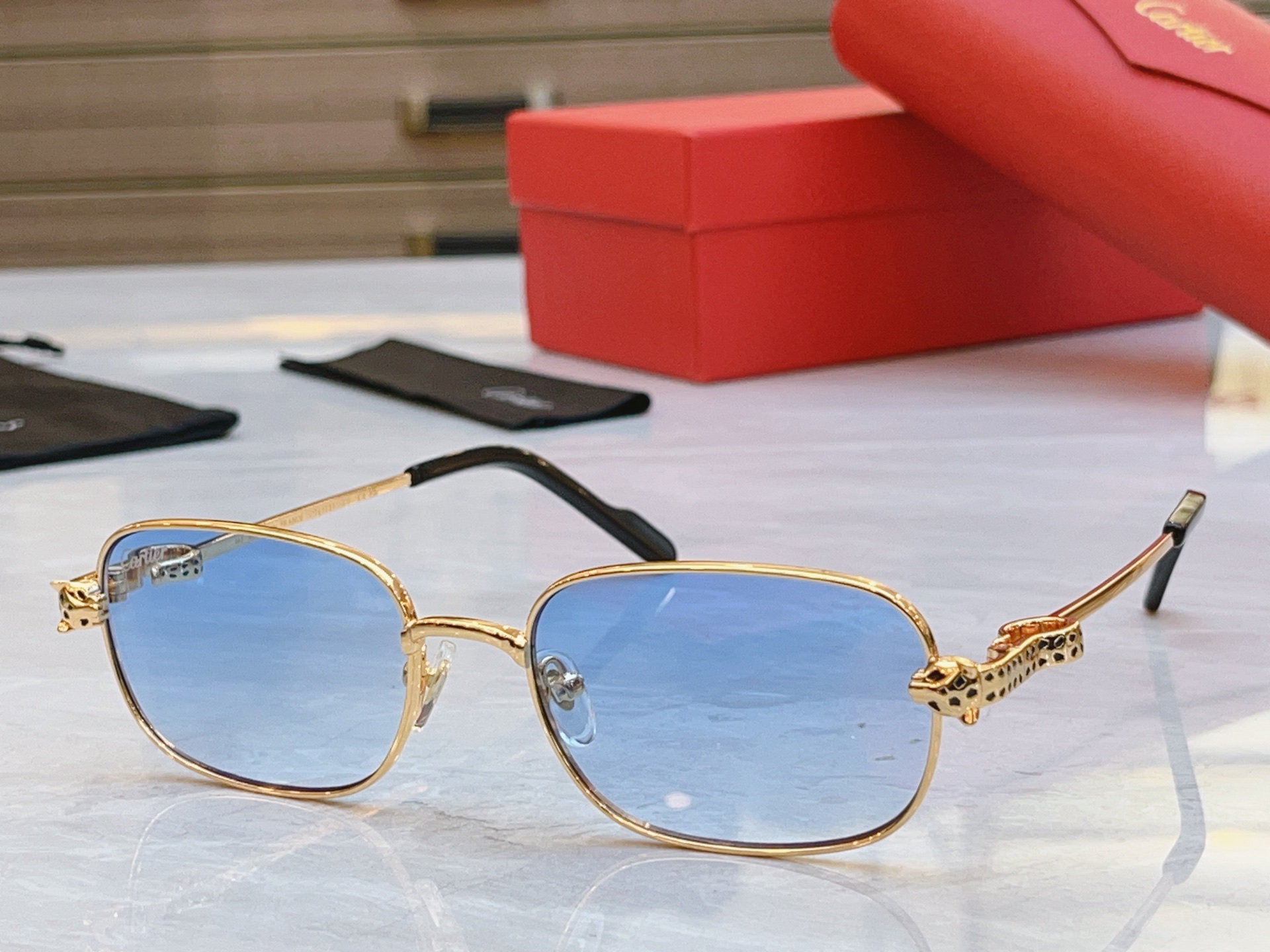 变色，【CARTIE*】卡地*亚新款太阳镜，Mod:CT0753S，Size:55口18-143