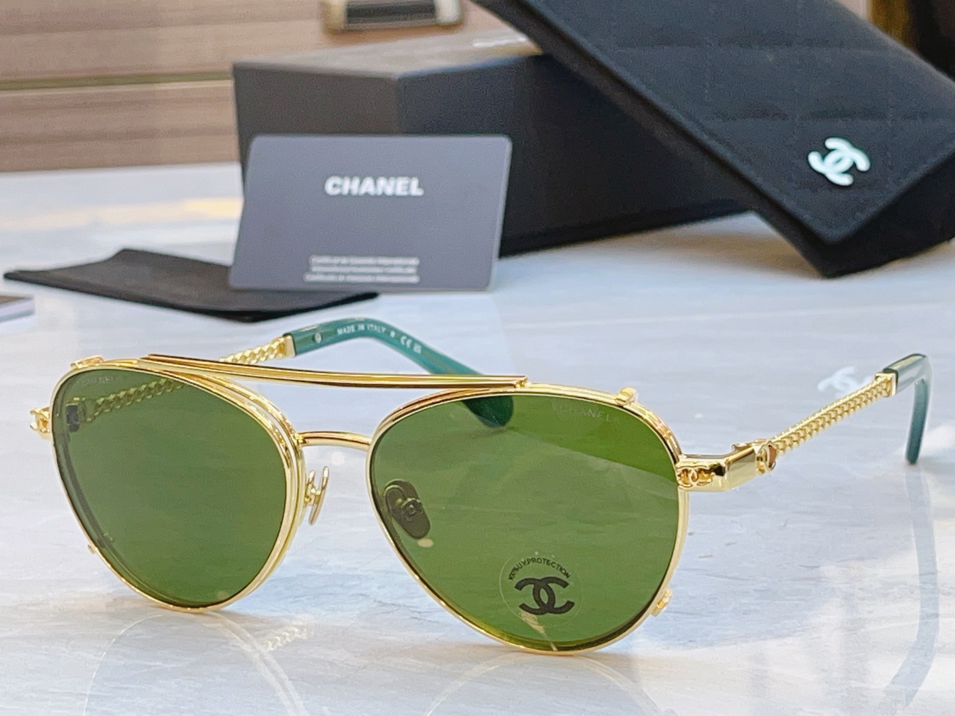 ，【CHANE*】香奈*儿新款太阳镜 夹片款，MODEL：CH4292，SIZE：56口17-145