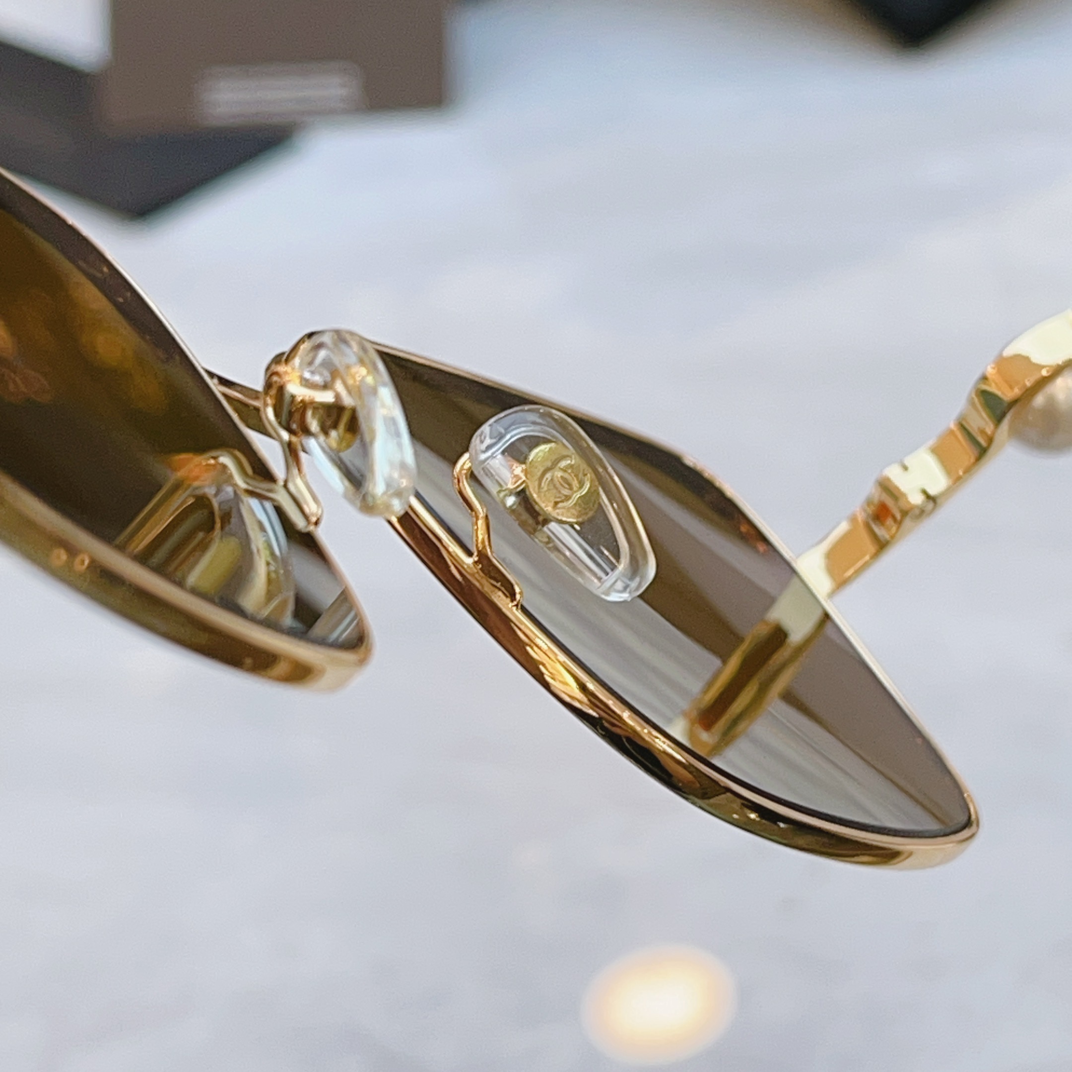 ，【CHANE*】香奈*儿新款太阳镜，MODEL：A1685L，SIZE：57口19-145