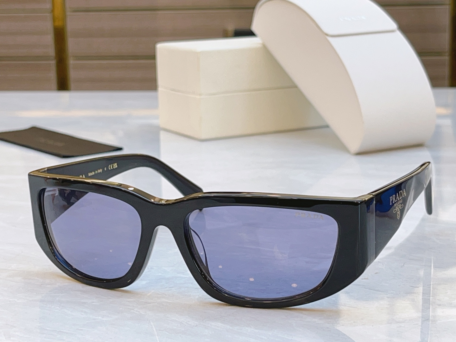 ，【CHANE*】香奈*儿新款太阳镜，MODEL：A1685L，SIZE：57口19-145