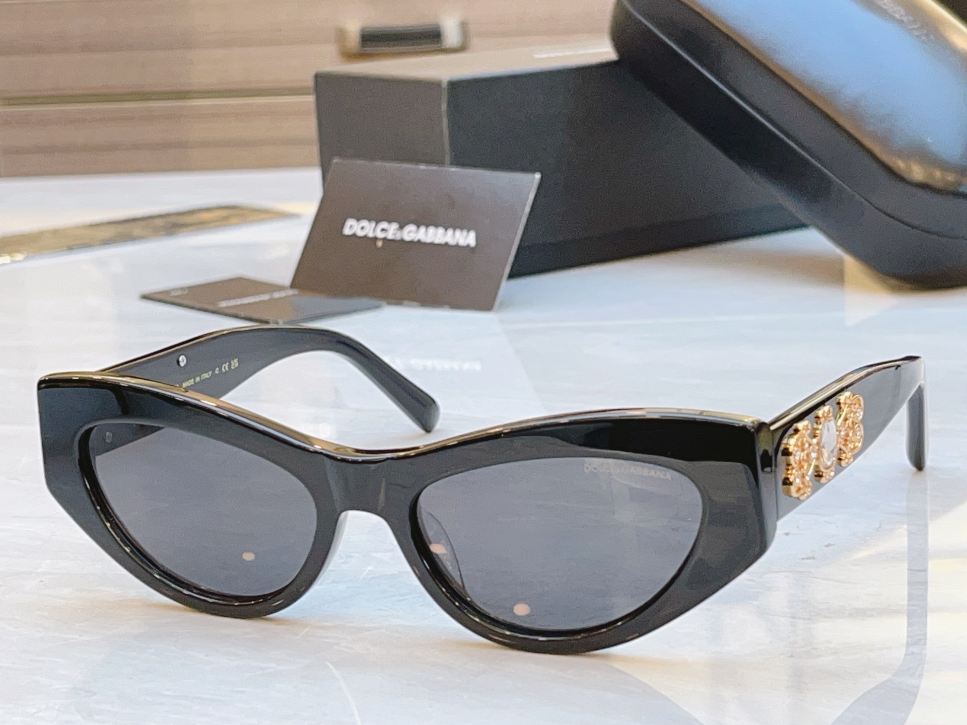 ，【DOLCE & GABBAN*】D*G新款太阳镜，MODEL：DG1663LB，SIZE：54口18