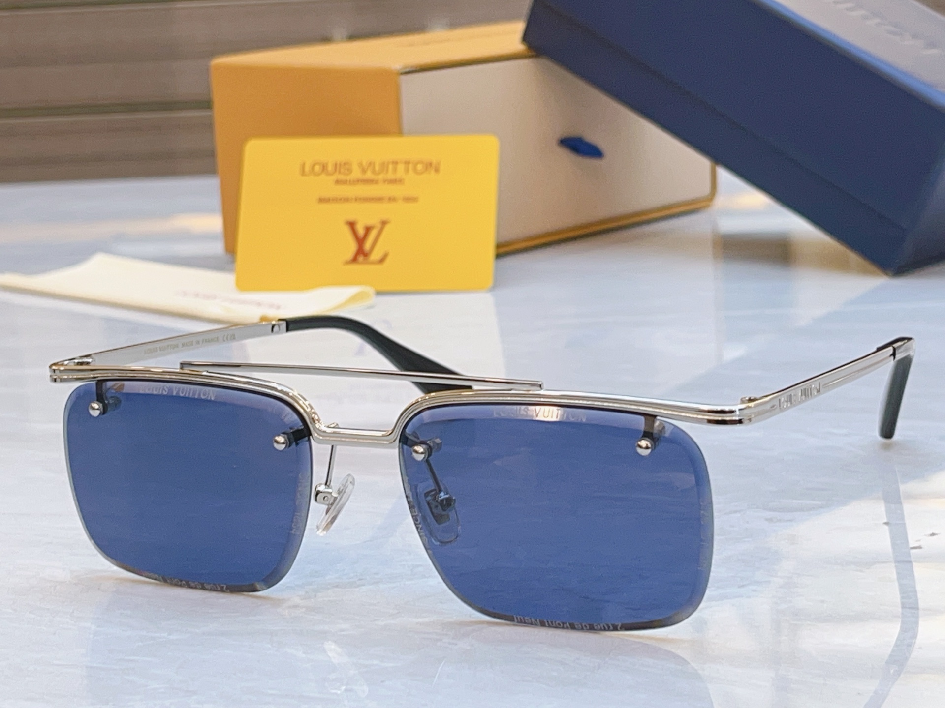NO:554173,, [LOUIS VUITTO*] Louis Vuitton new sunglasses, MODELZ2060U, SIZE57 mouth 18-145 glasses sunglasses, glasses, louis vuitton, louis vuitton19860909,【LOUIS VUITTO*】路易*威登新款太阳镜,MODELZ2060U,SIZE57口18-145眼镜墨镜太阳镜,眼镜,louis vuitton,louis vuitton,glasses