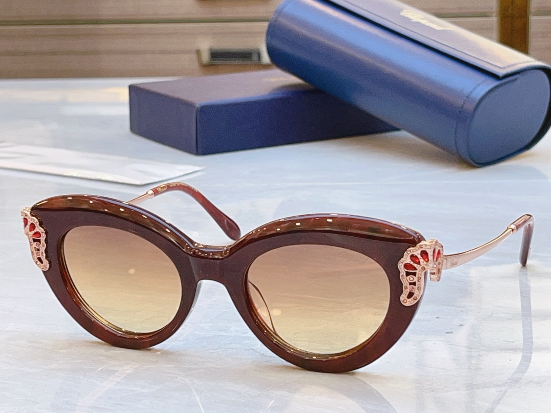 ，【ChoPar*】肖*邦新款太阳镜，MODEL：SCHG991，SIZE：48口21-145