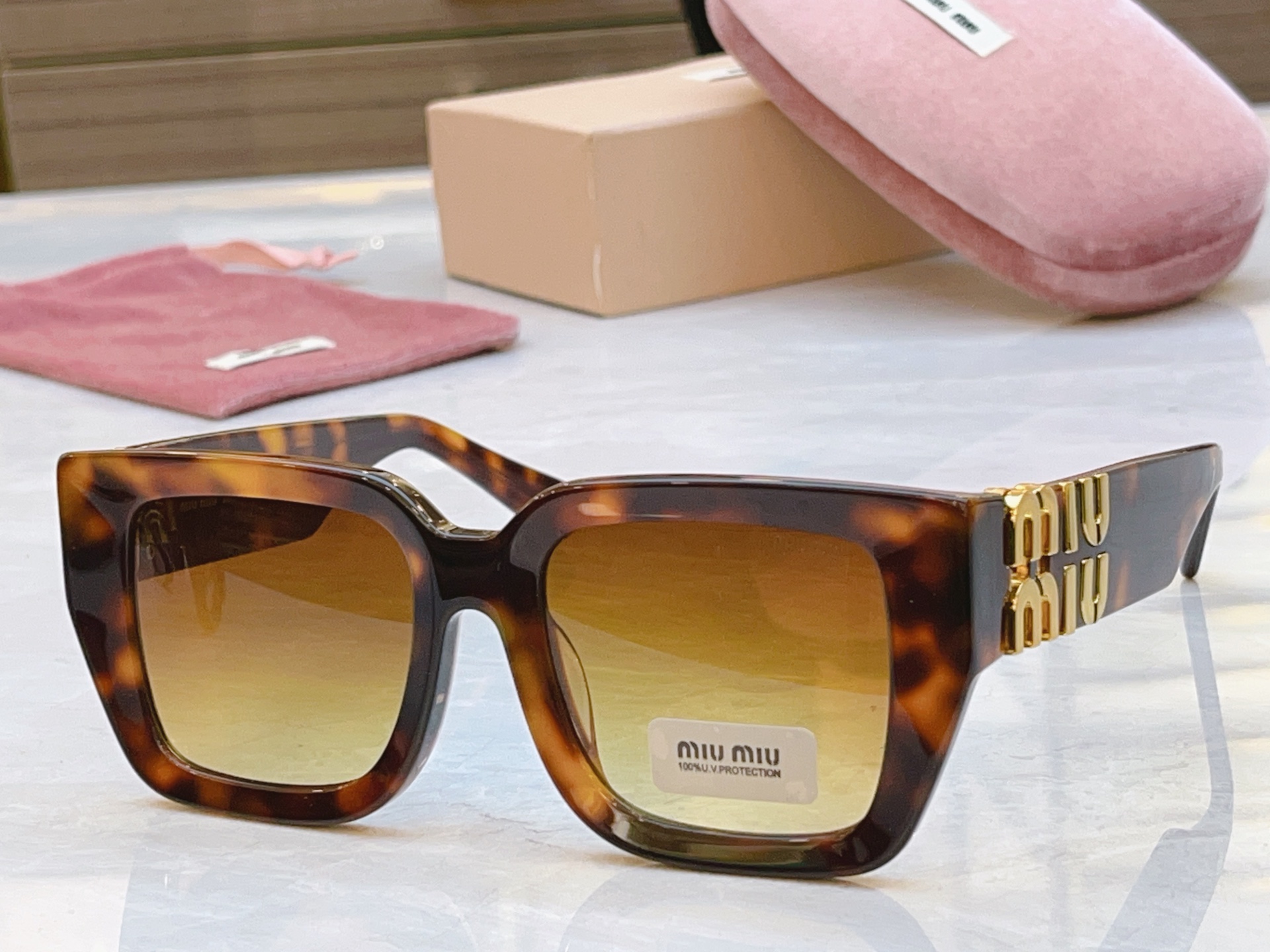 ，【MIUMI*】缪*缪新款眼镜架，Mod: MU B05S，SIZE:52口21-145