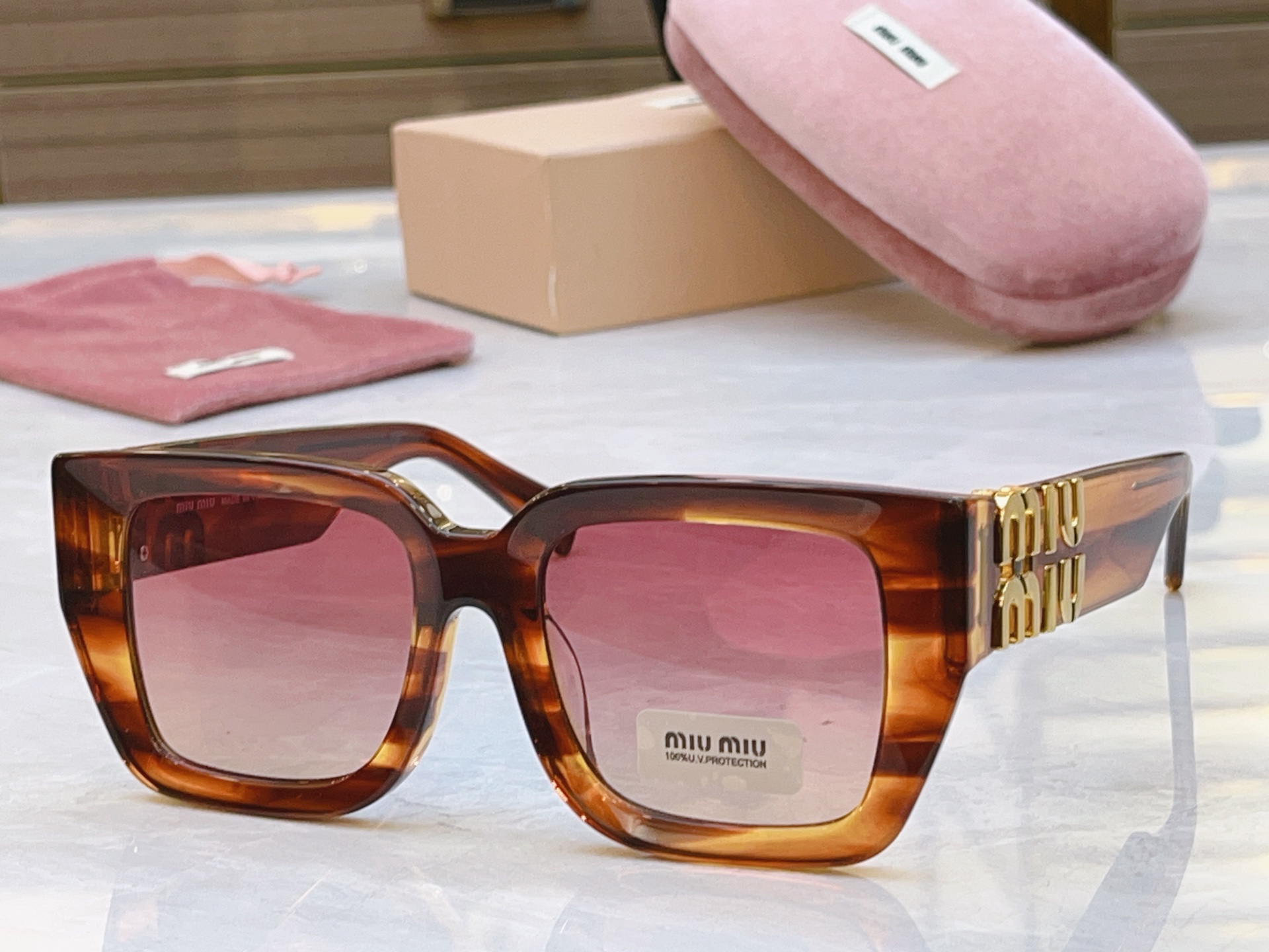 ，【MIUMI*】缪*缪新款眼镜架，Mod: MU B05S，SIZE:52口21-145