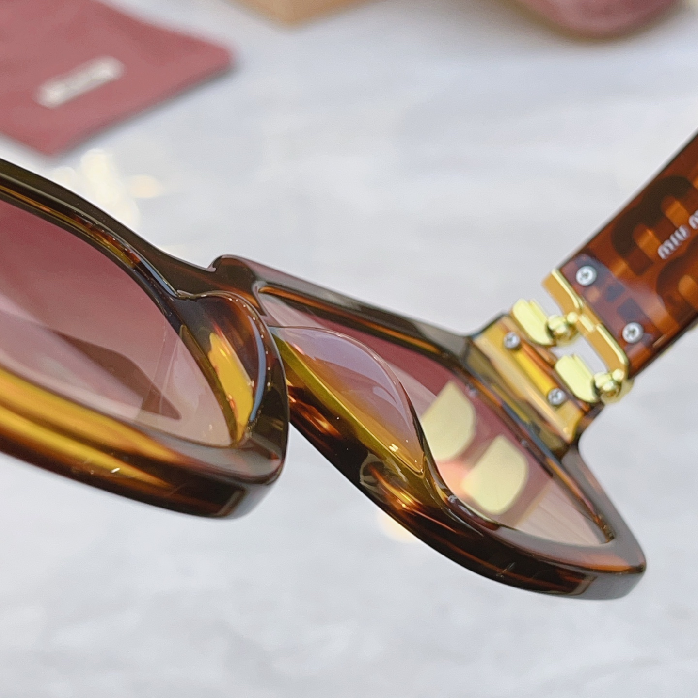 ，【MIUMI*】缪*缪新款眼镜架，Mod: MU B05S，SIZE:52口21-145