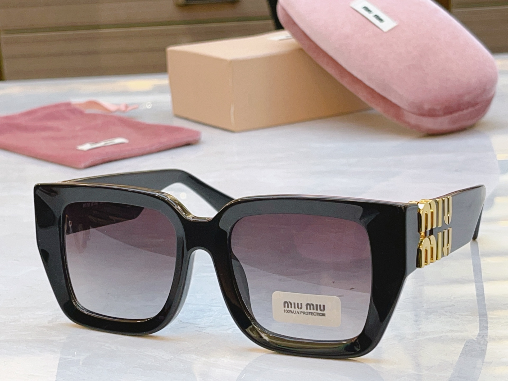 ，【MIUMI*】缪*缪新款眼镜架，Mod: MU B05S，SIZE:52口21-145