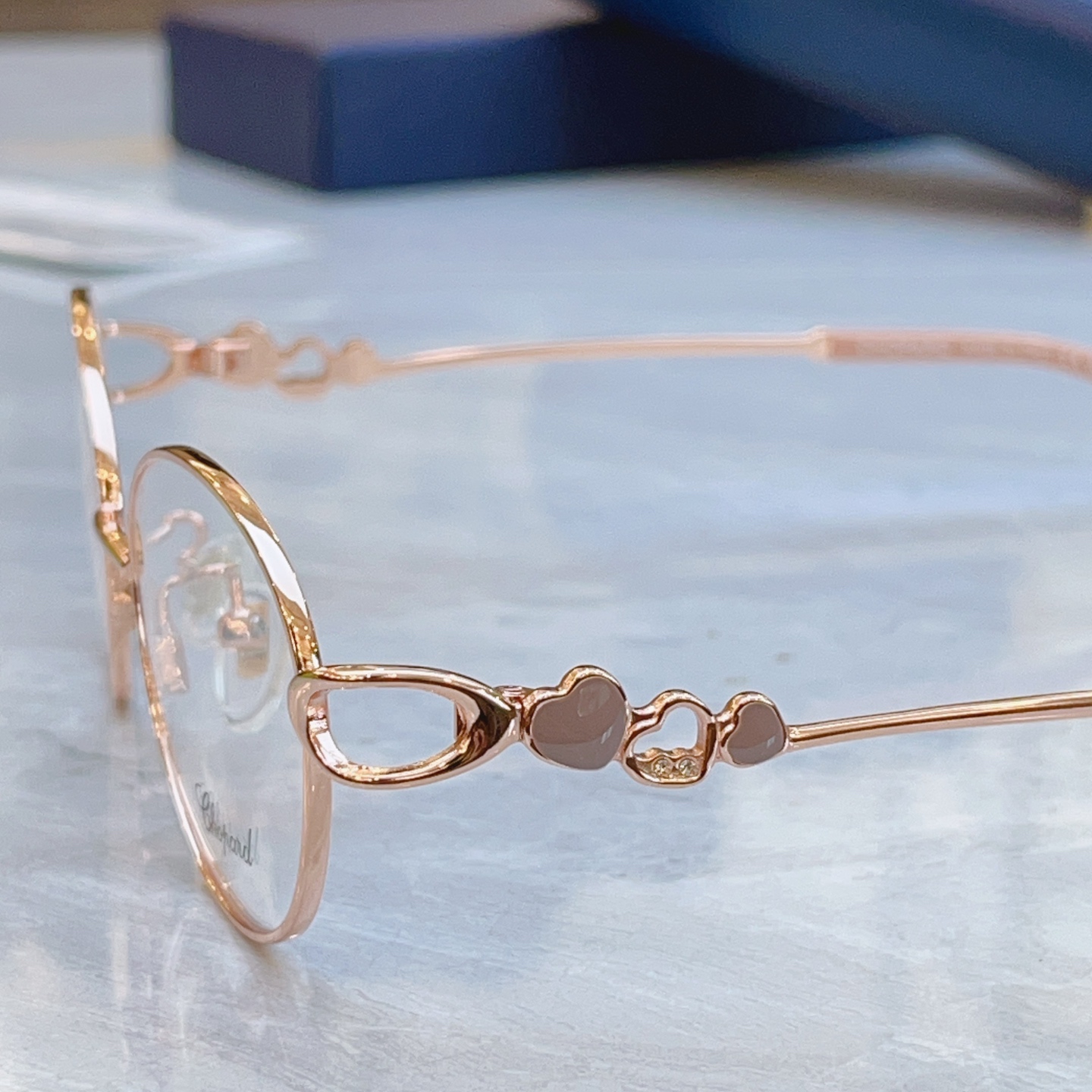 ，【Chopar*】肖*邦新款太阳镜，MODEL：VCHA58J，SIZE：53口18-140