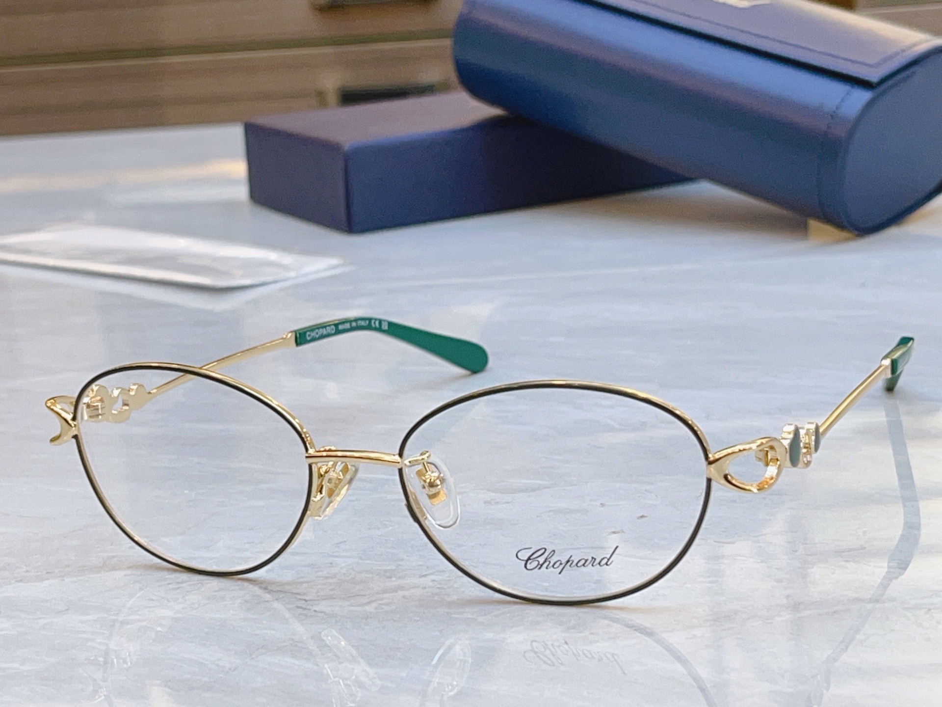 ，【Chopar*】肖*邦新款太阳镜，MODEL：VCHA58J，SIZE：53口18-140