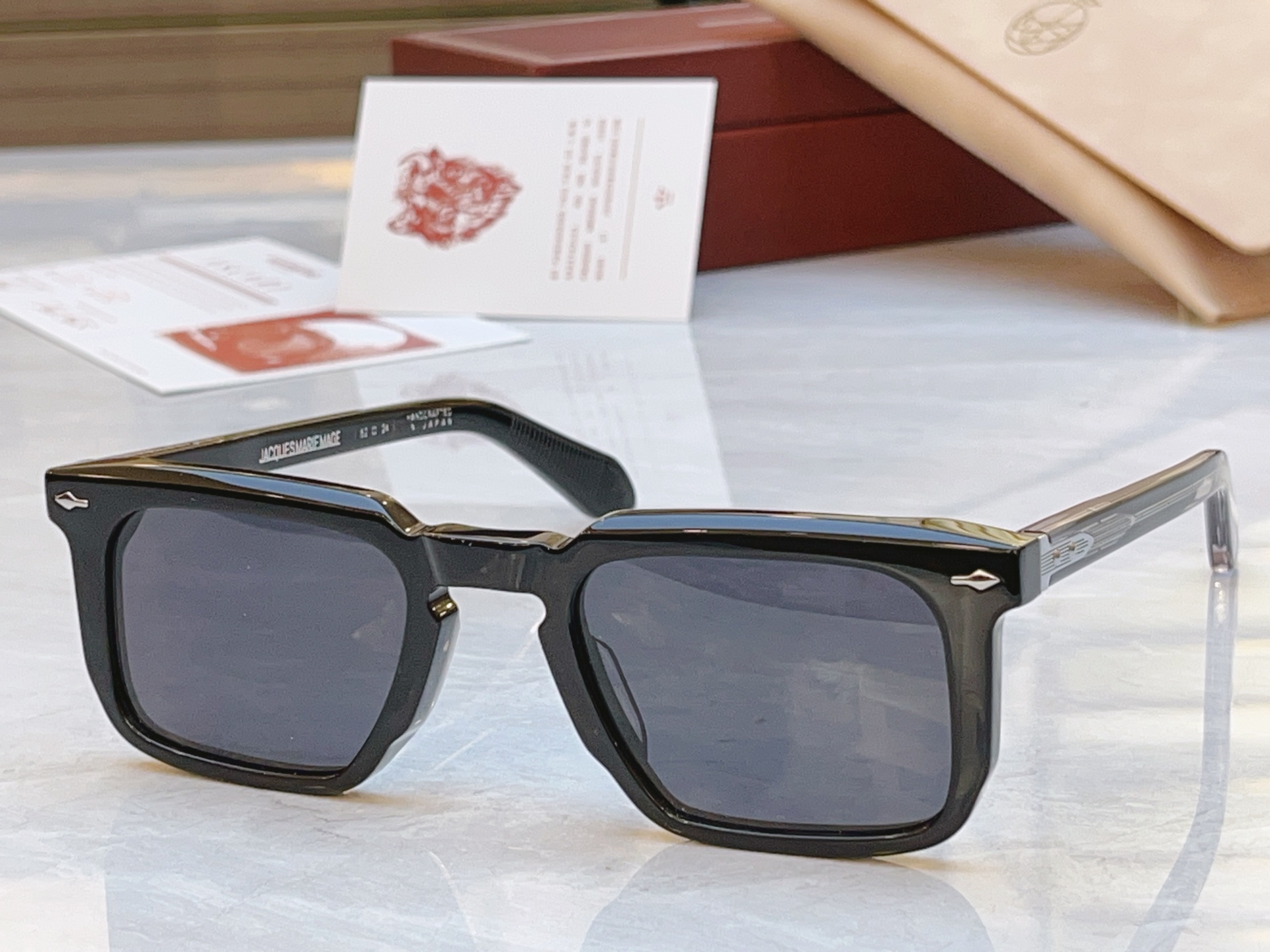 配送盒子，【Jacques Marie Mag*】 JMM新款太阳镜，Model：MOSCOVAI，Si