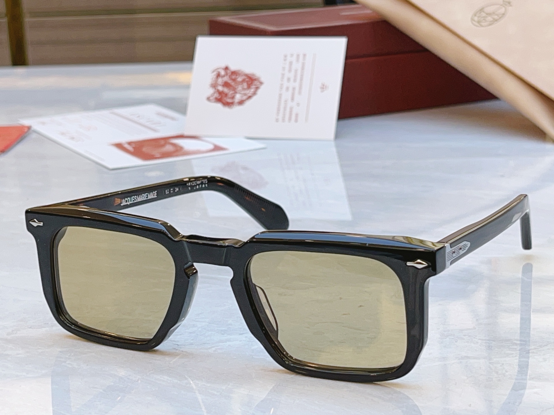 配送盒子，【Jacques Marie Mag*】 JMM新款太阳镜，Model：MOSCOVAI，Si