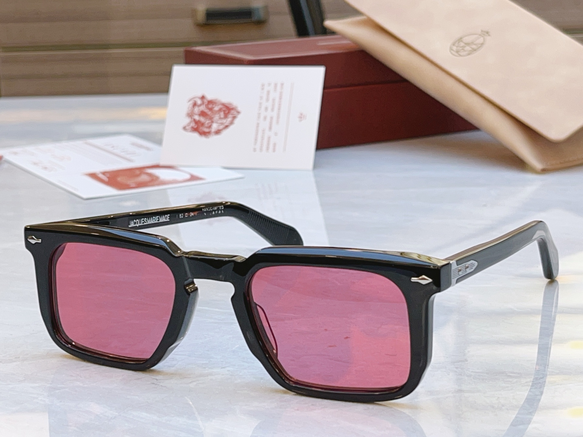配送盒子，【Jacques Marie Mag*】 JMM新款太阳镜，Model：MOSCOVAI，Si