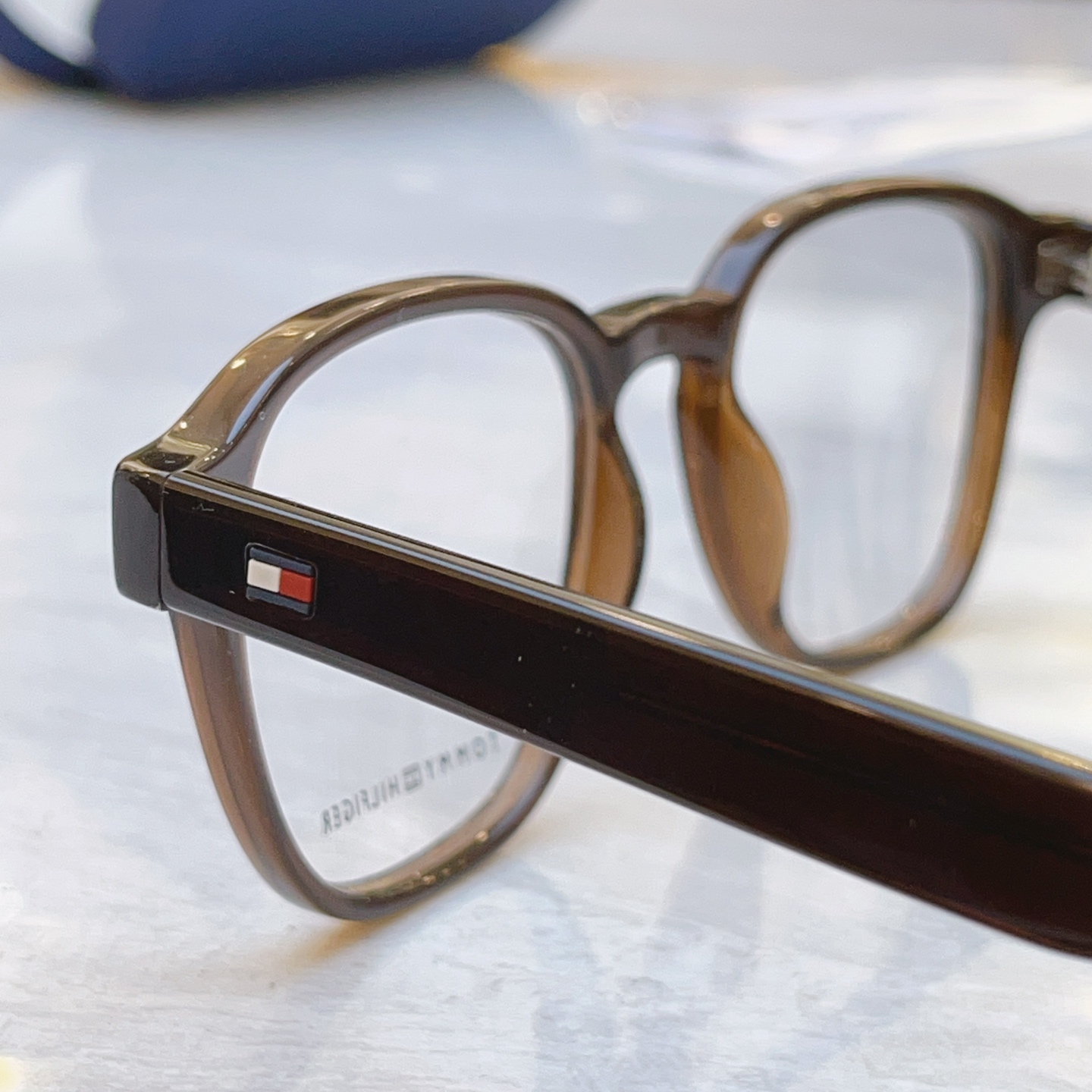 ，【TOMMY HILFIGE*】新款眼镜架MODEL：TH2159，SIZE：52口21-145