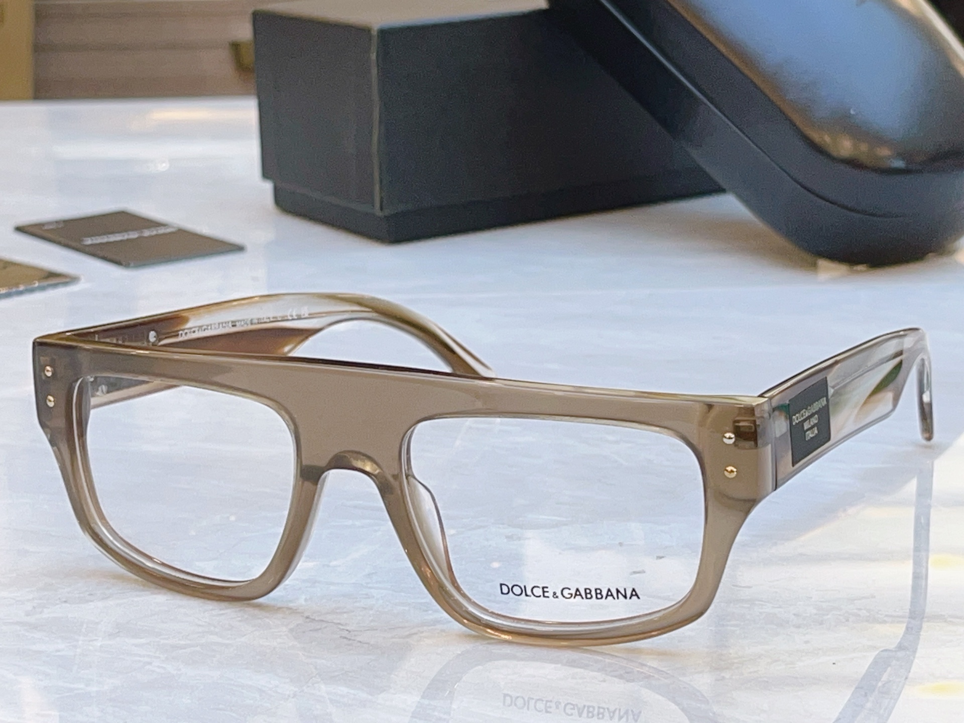 ，【DOLCE & GABBAN*】D*G新款眼镜架，MODEL：DG40091U，SIZE：54口19