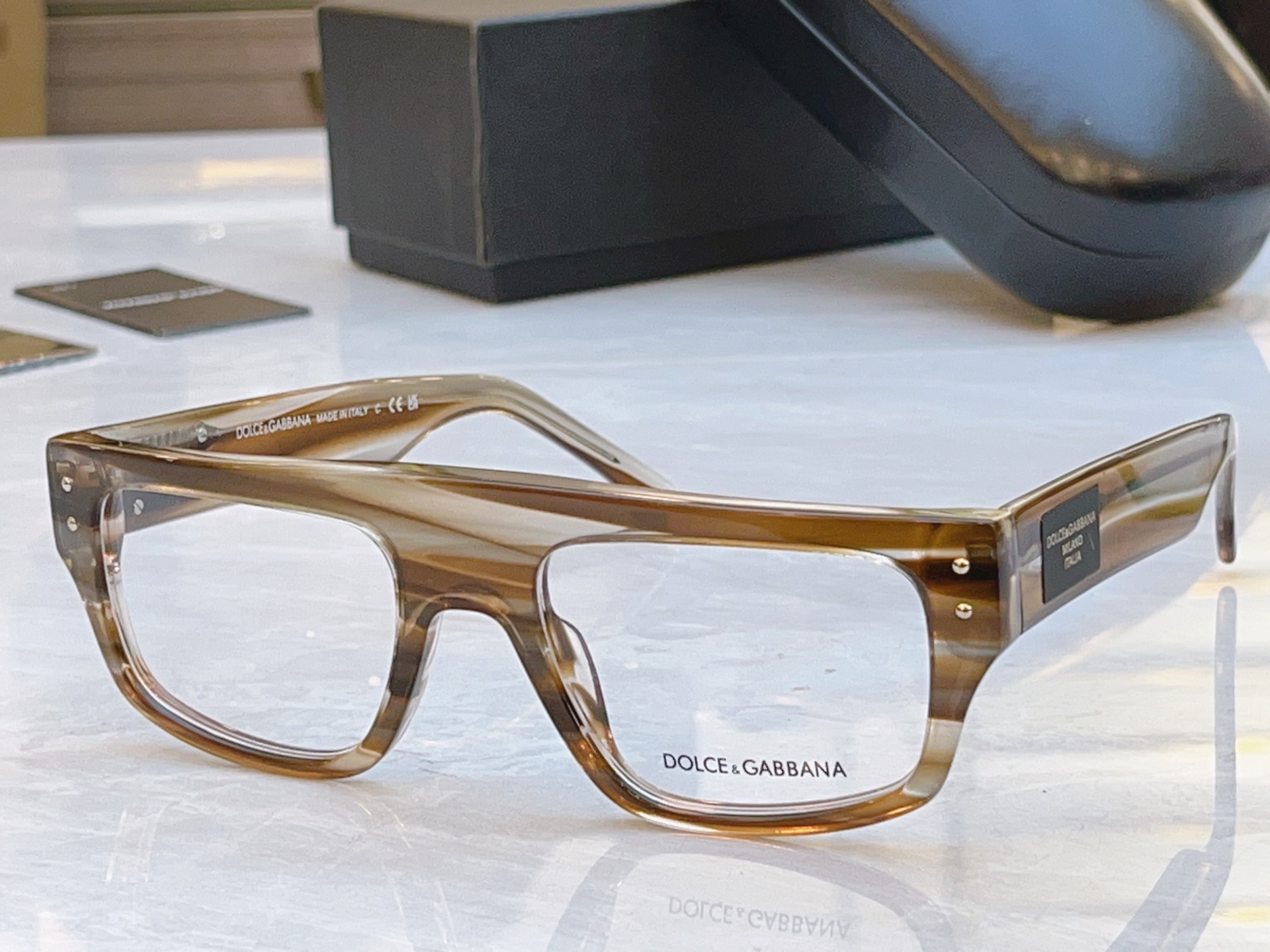 ，【DOLCE & GABBAN*】D*G新款眼镜架，MODEL：DG40091U，SIZE：54口19
