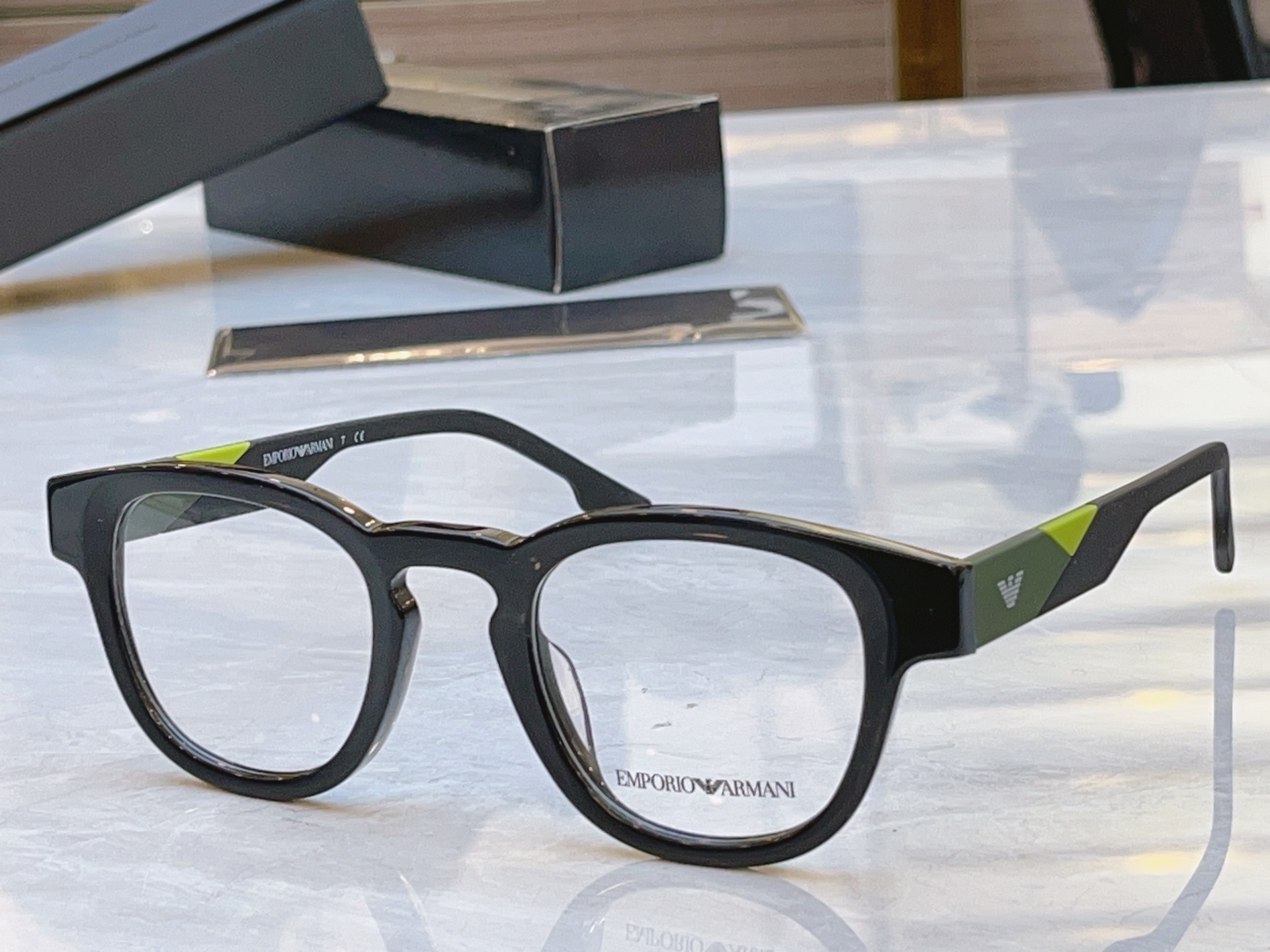 ，【EMPORIO ARMAN*】阿玛*尼新款眼镜架，MODEL：EA3251U，SIZE：52口21-