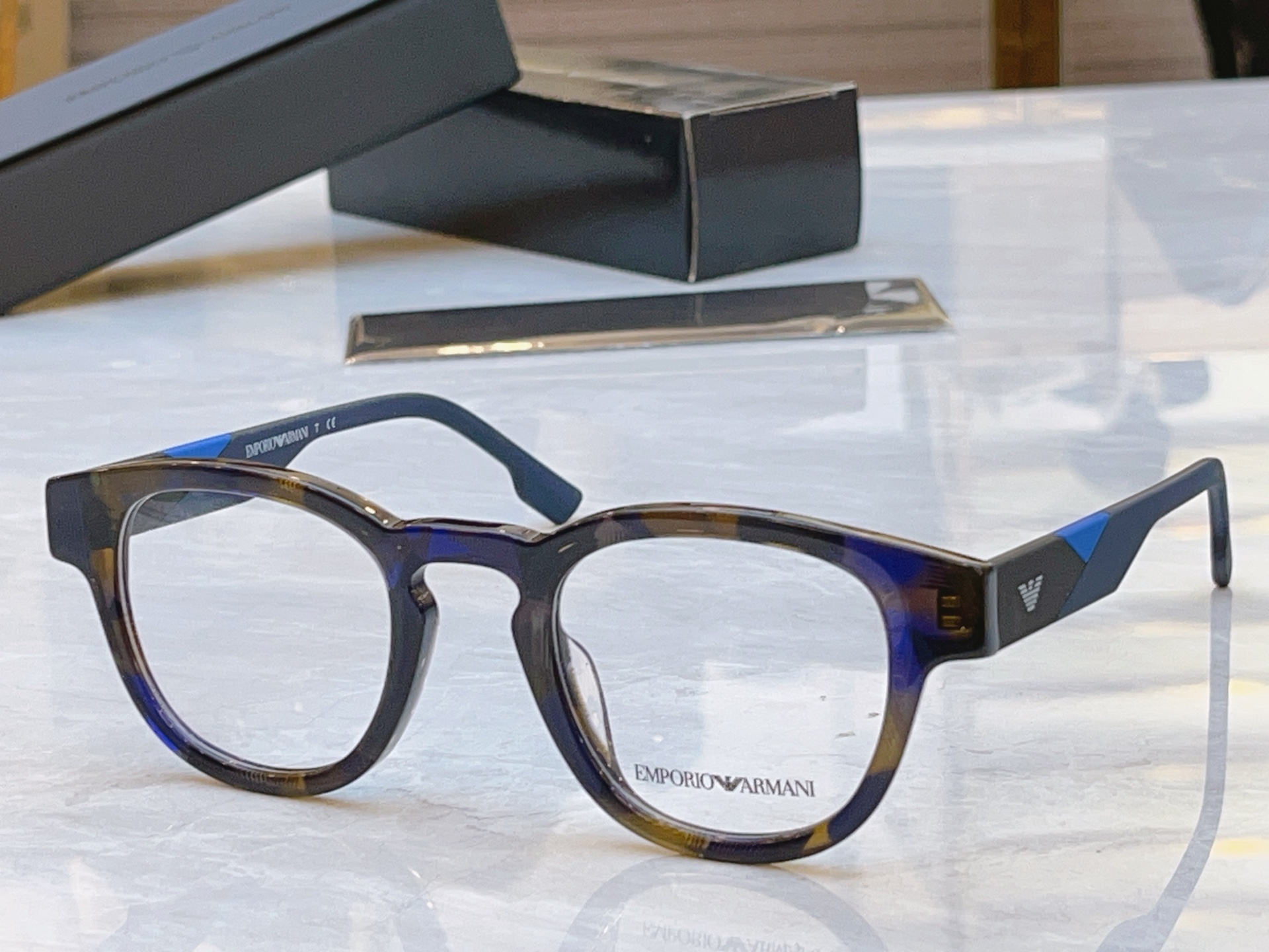 ，【EMPORIO ARMAN*】阿玛*尼新款眼镜架，MODEL：EA3251U，SIZE：52口21-