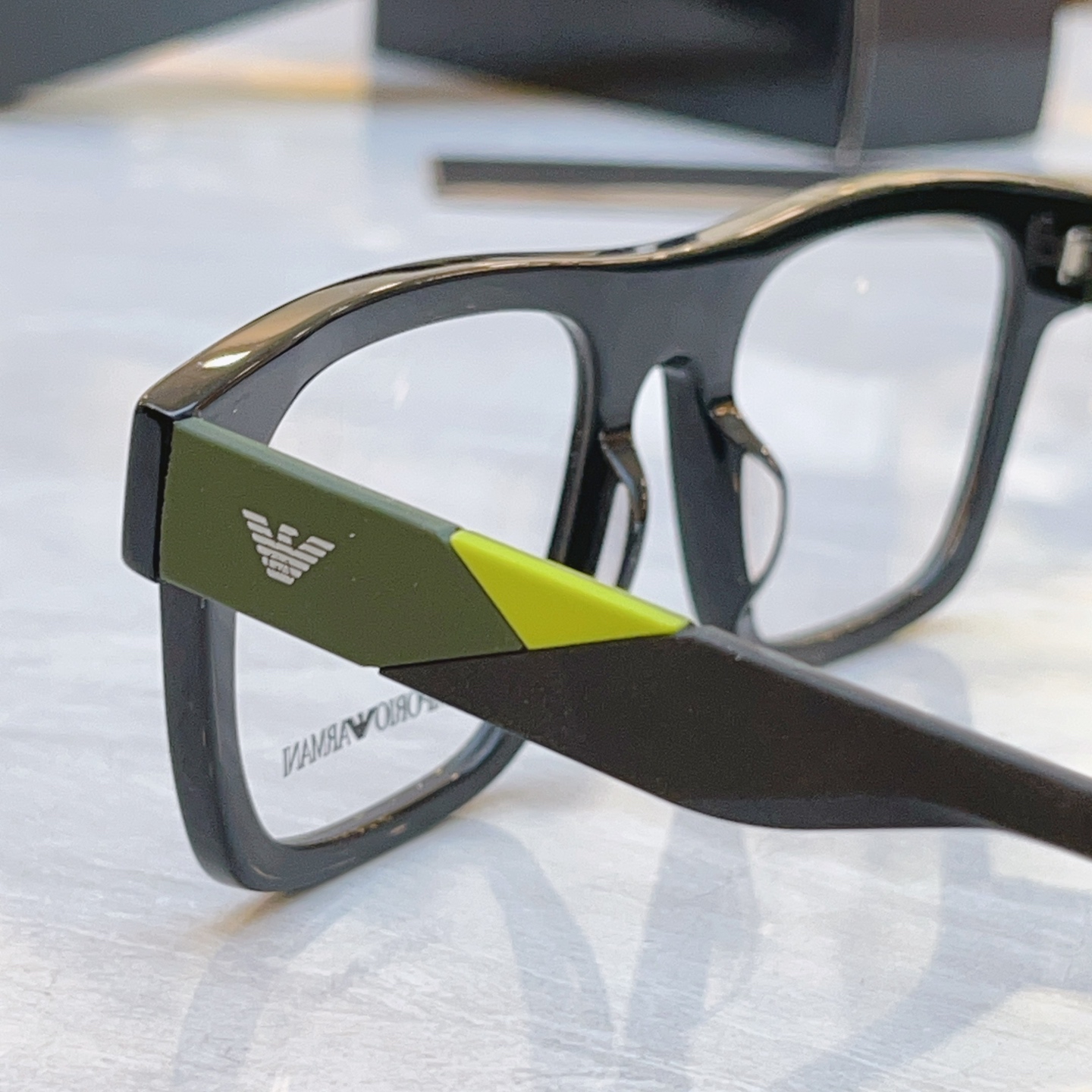 ，【EMPORIO ARMAN*】阿玛*尼新款眼镜架，MODEL：EA3252U，SIZE：53口20-