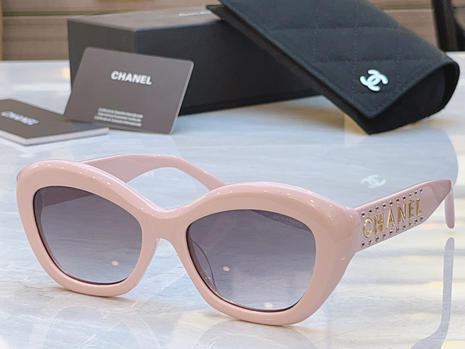 ，【CHANE*】香奈*儿新款太阳镜，MODEL：9161B，SIZE：53口19-145