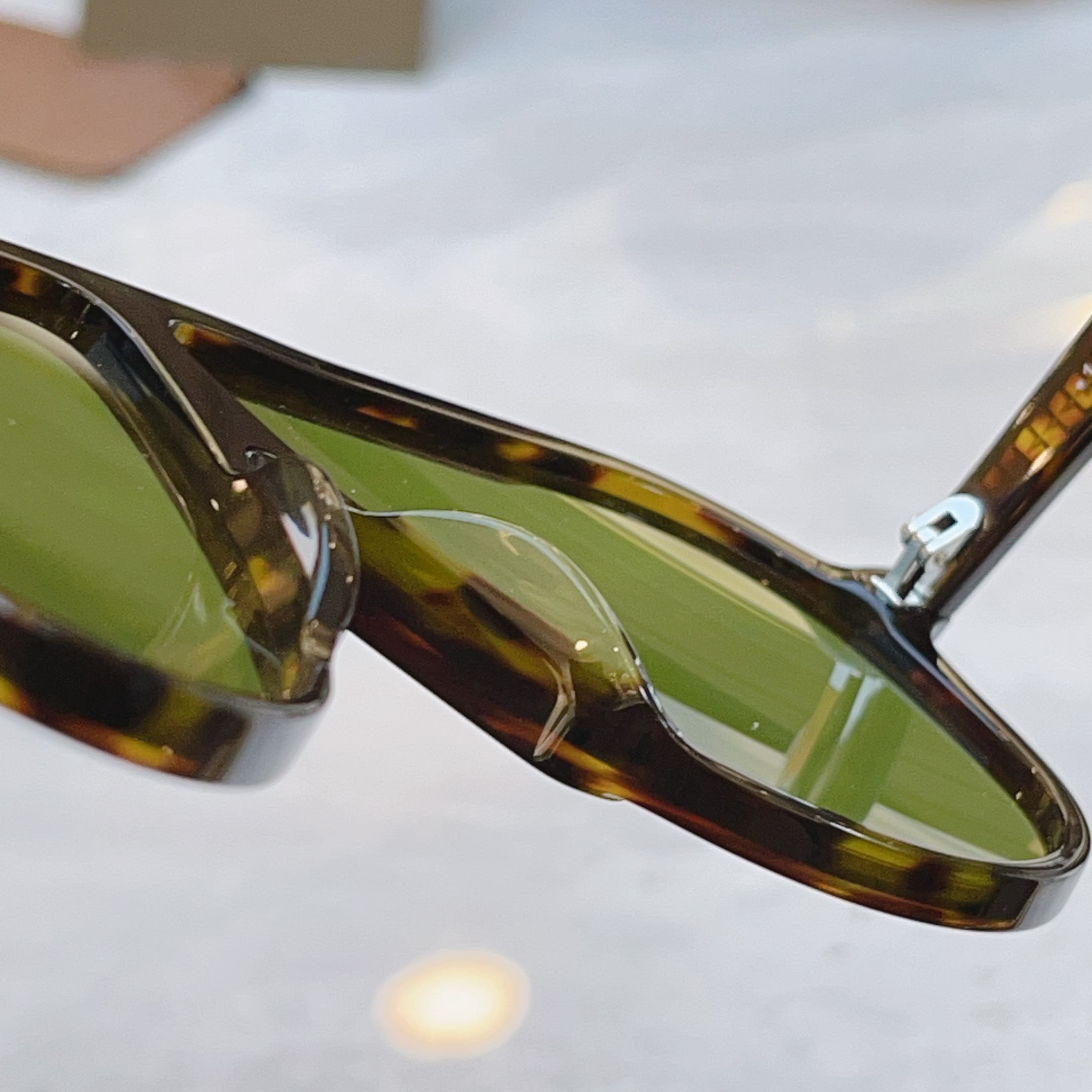 ，【TOM FOR*】汤姆*福特新款太阳镜，MODEL：FT1211，SIZE：65口5-140