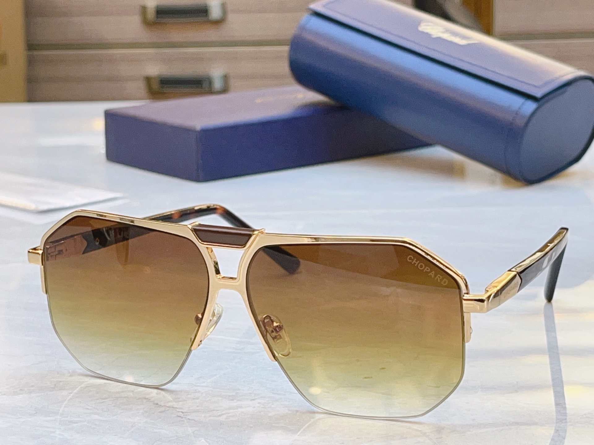 ，【ChoPar*】肖*邦新款太阳镜，MODEL：SCHG61，SIZE：62口12-145