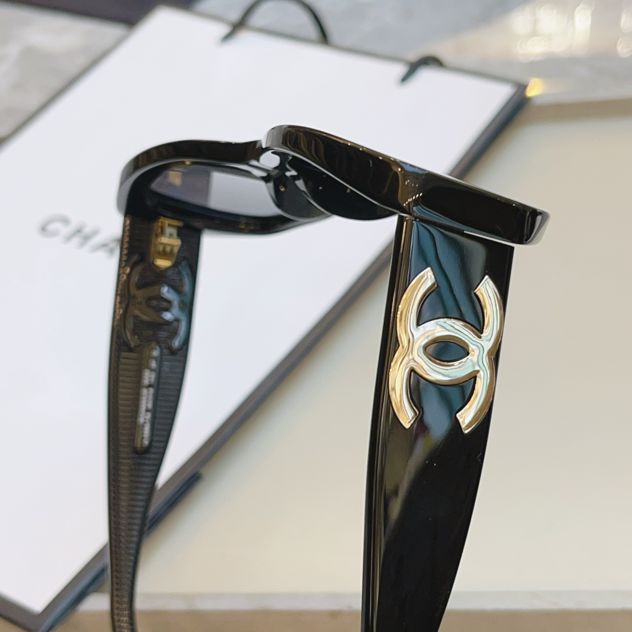 ，【CHAN*】香奈*儿新款太阳镜，高版本✨✨MODEL：CH5493，SIZE：55口18-140