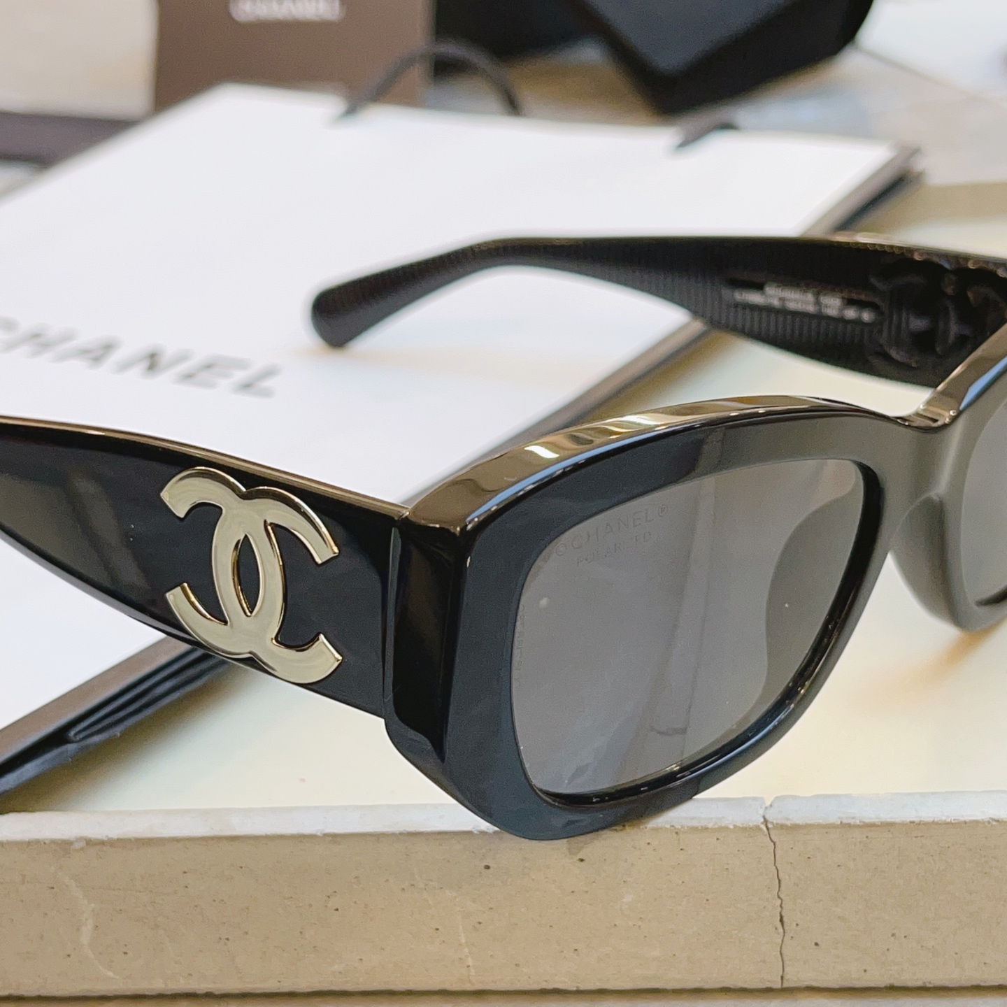 ，【CHAN*】香奈*儿新款太阳镜，高版本✨✨MODEL：CH5493，SIZE：55口18-140