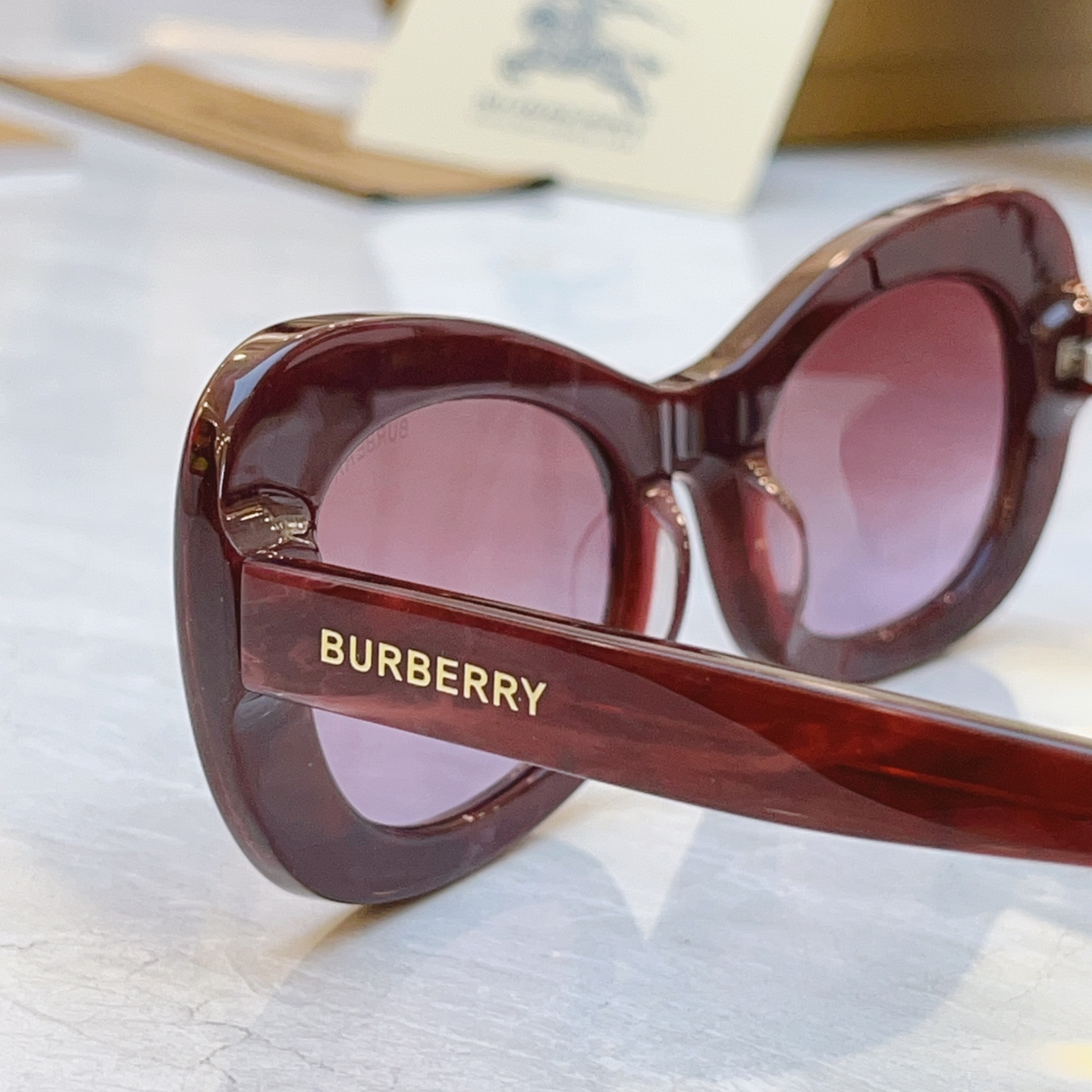 ，【BURBERR*】巴宝*莉新款光学架。MODEL：BE6007，SIZE：54口21-145