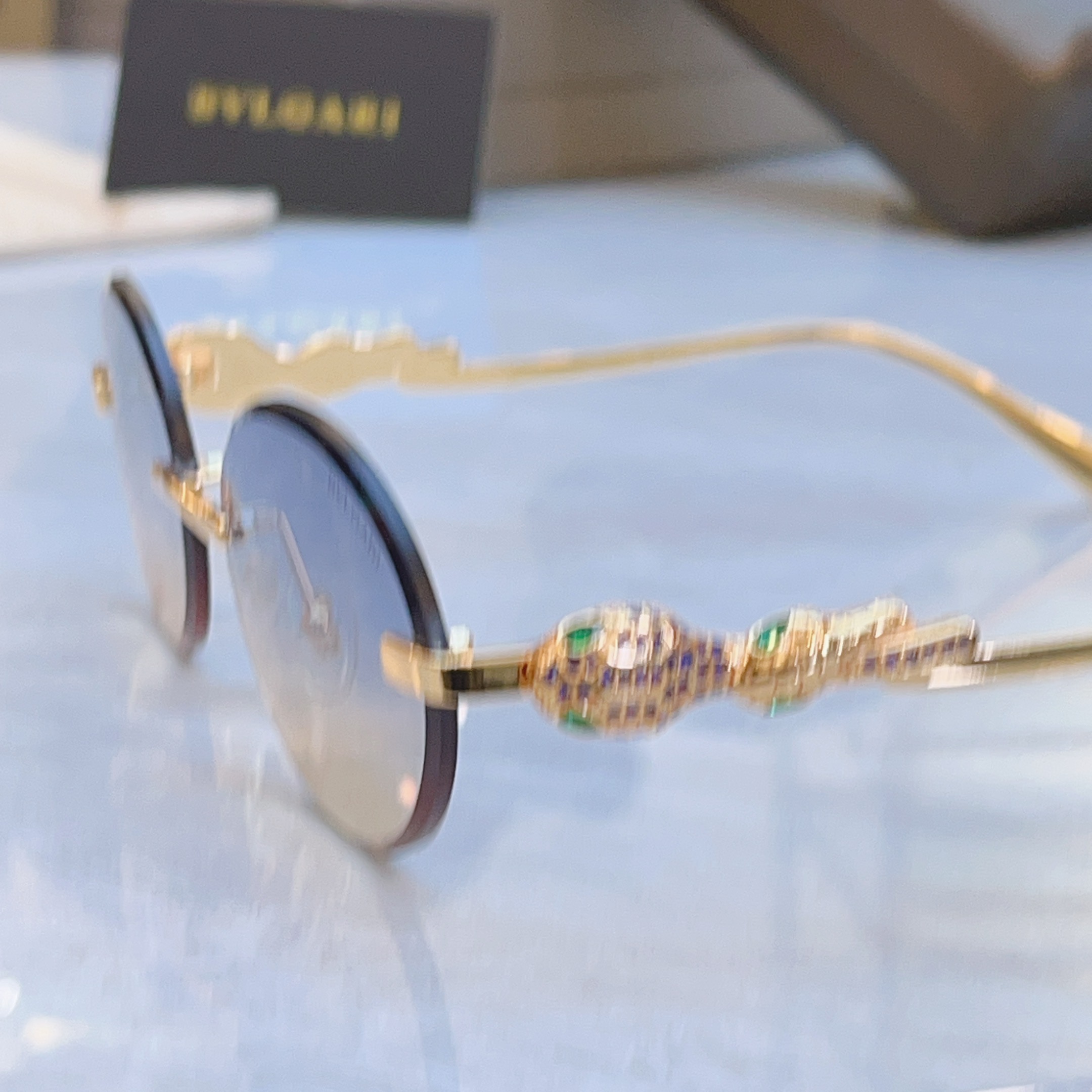 ，【BVLGA*】宝格*丽新款太阳镜，MODEL：BV 1812LU，SIZE：56口17-145