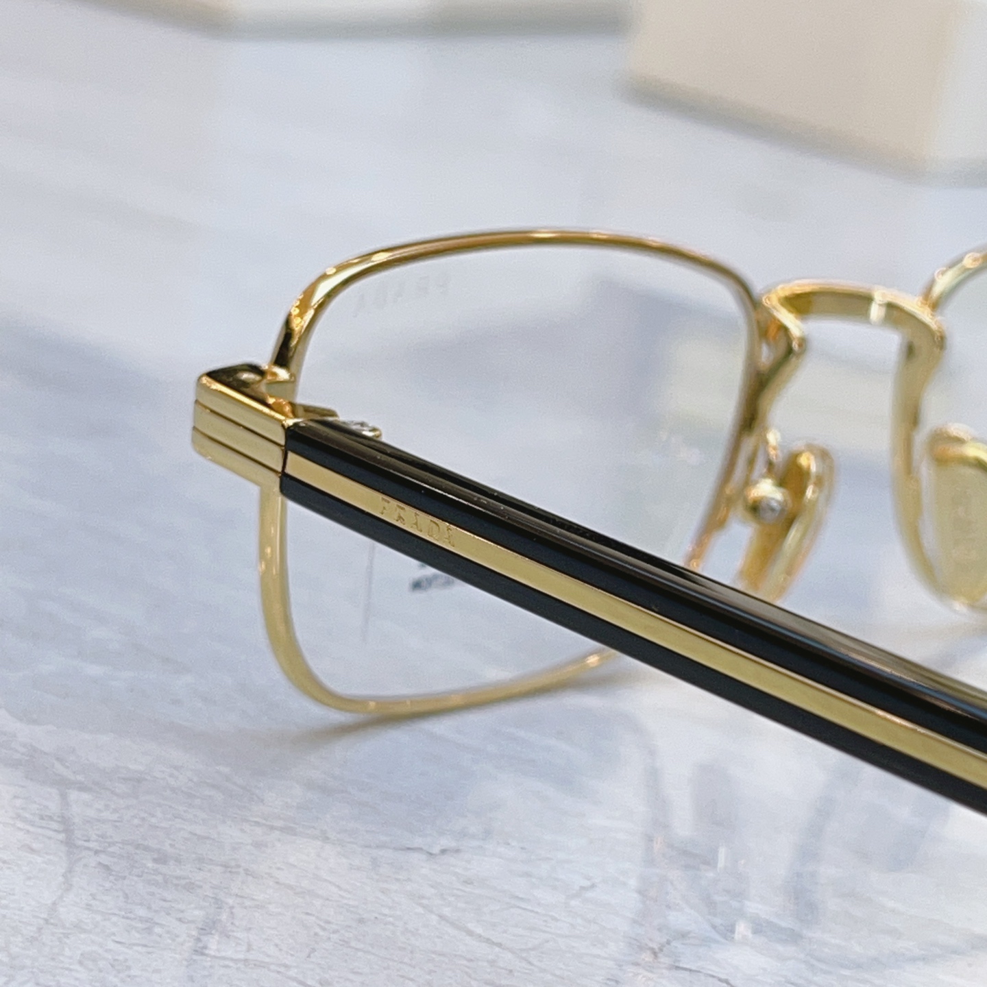 ，【PRAD*】普拉*达新款眼镜架，MODEL：PR C54V，SIZE：52口22-145