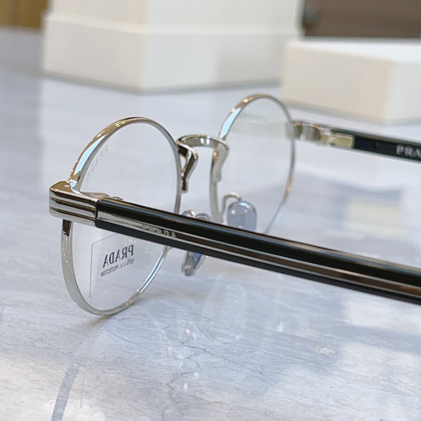 ，【PRAD*】普拉*达新款眼镜架，MODEL：PR C55V，SIZE：51口22-145