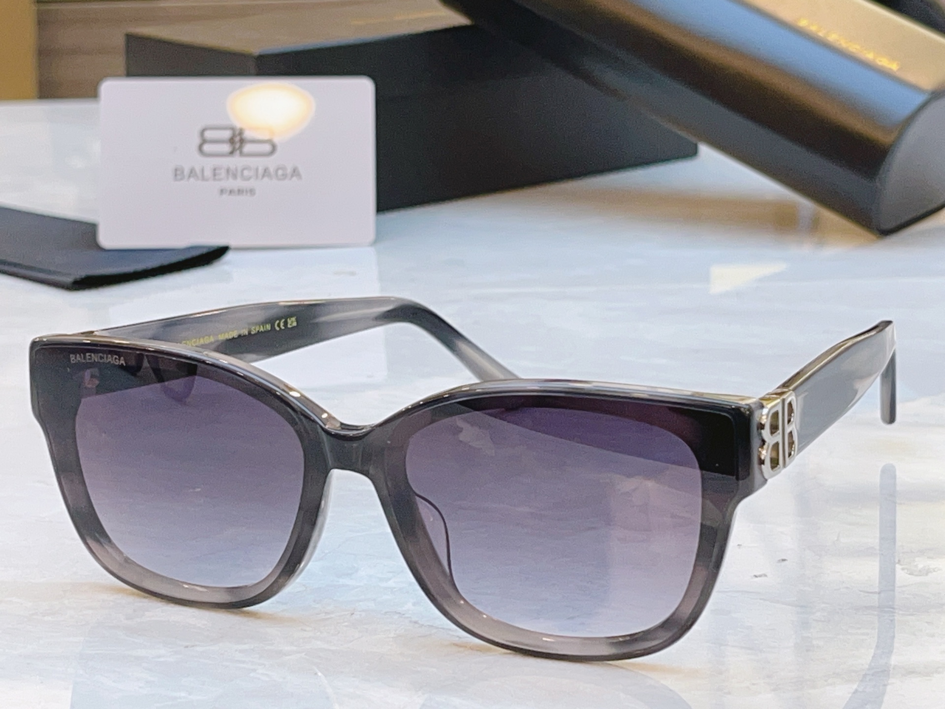 ，【BALENCIAG*】巴黎*世家新款太阳镜，MODEL：BB0102SA，SIZE：55口18-14