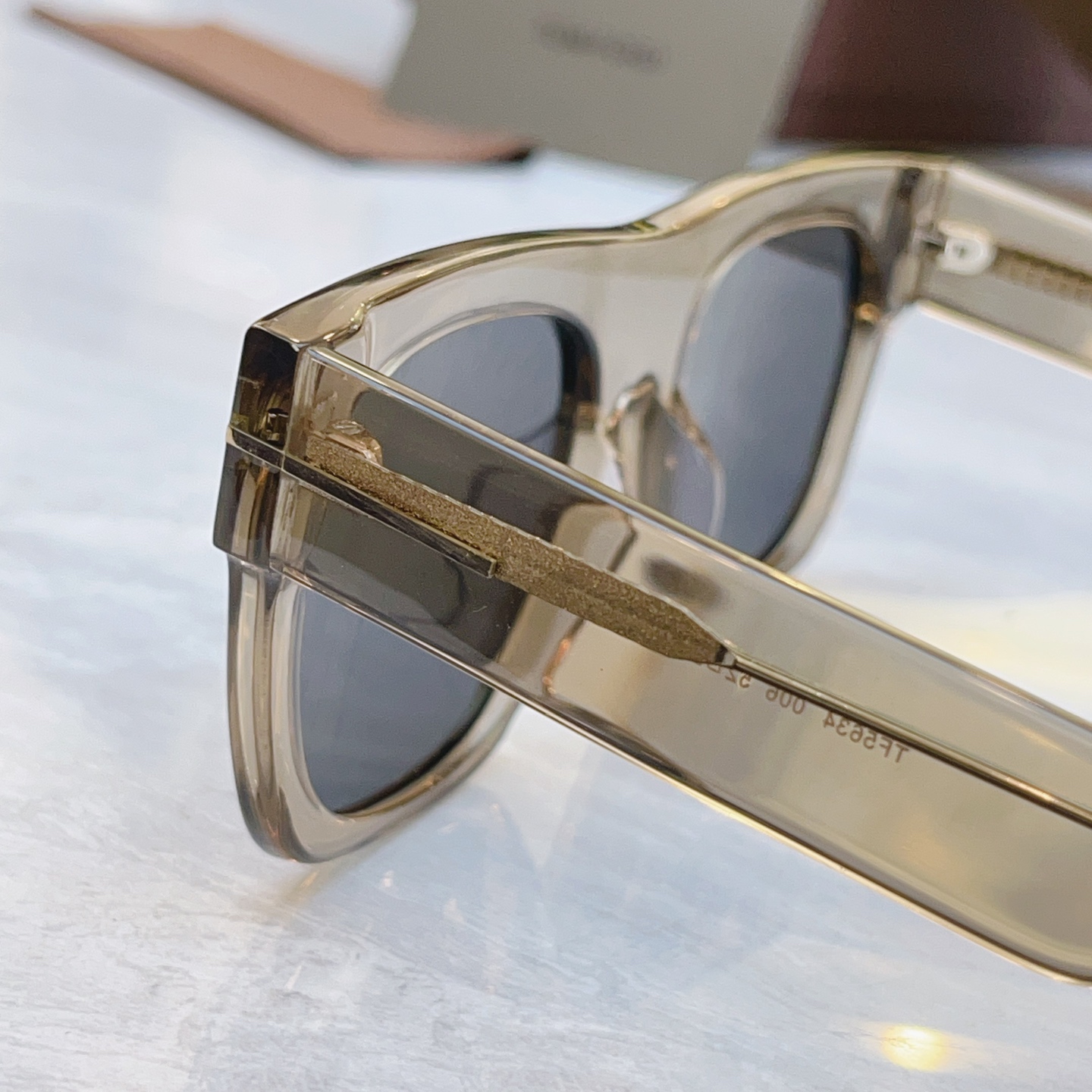 ，【TOM FOR*】汤姆*福特新款太阳镜，MODEL：FT5634，SIZE：52口21-140