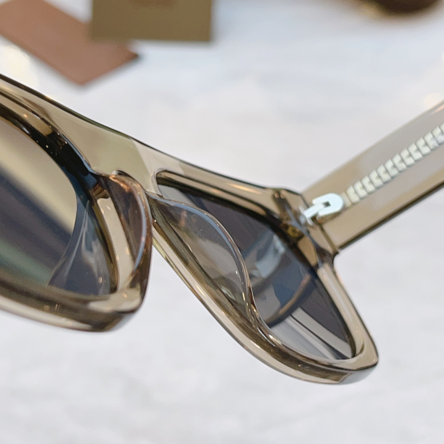 ，【TOM FOR*】汤姆*福特新款太阳镜，MODEL：FT5634，SIZE：52口21-140