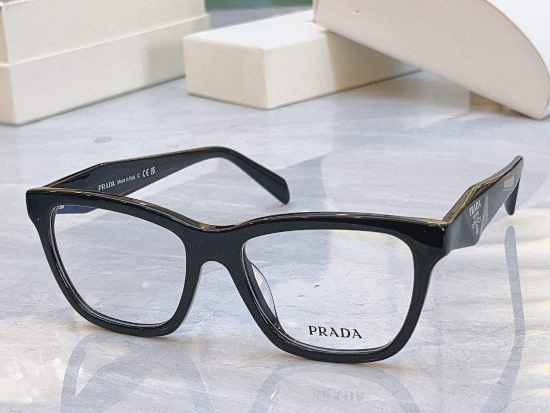 ，【PRAD*】普拉*达新款太阳镜，MODEL：SPR C07，SIZE：51口18-145