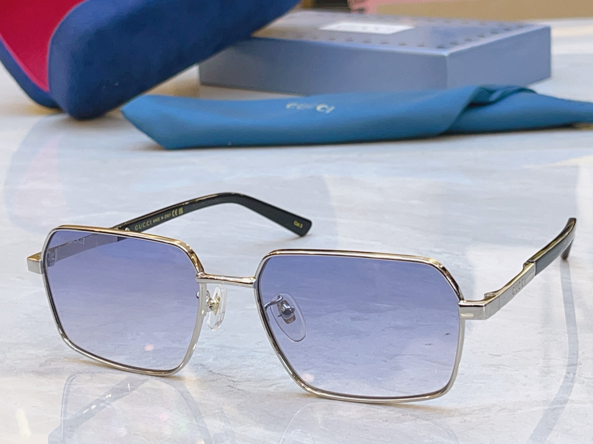 ，【GUCC*】古*驰新款眼镜架，MODEL：GG2079S，SIZE：57口17-145