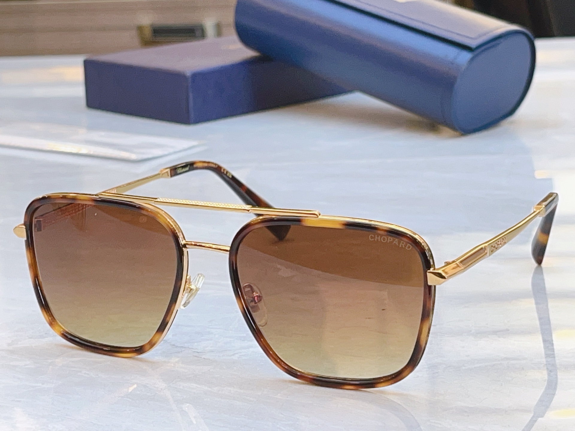 ，【Chopar*】肖*邦新款太阳镜，MODEL：SCHL24V，SIZE：57口19-145