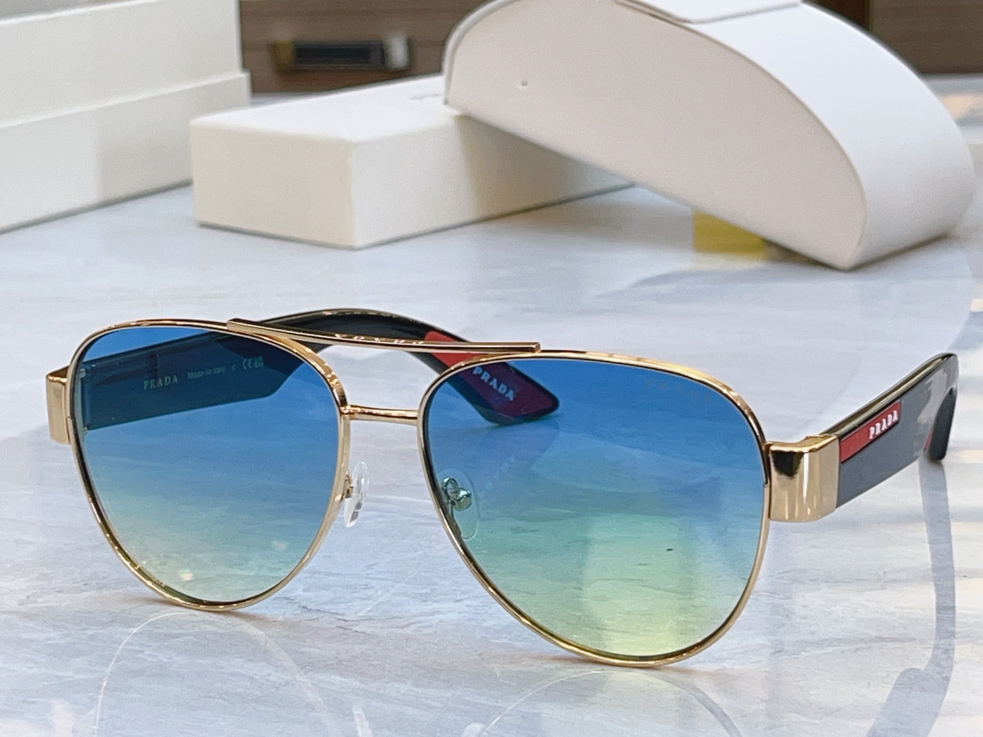 ，【PRAD*】普拉*达新款太阳镜，MODEL：PR 167VS，SIZE：59口15-140