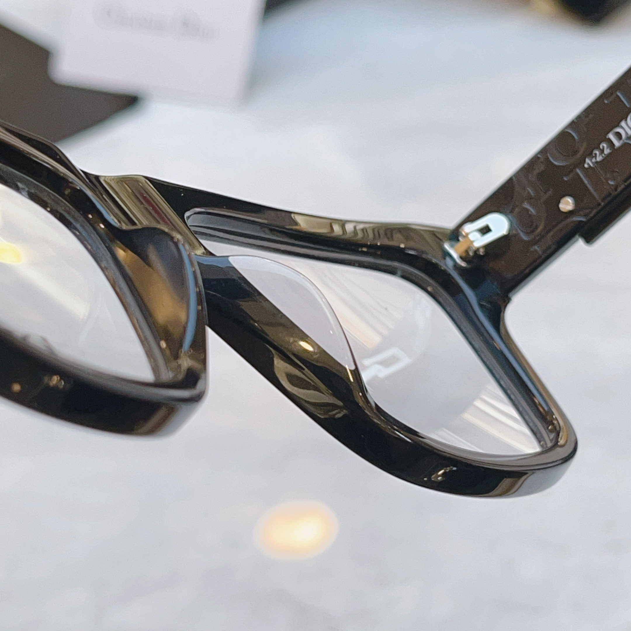 ，【DIO* 】迪*奥新款太阳镜，MODEL：CD B23 S4L，SIZE：56口16-145