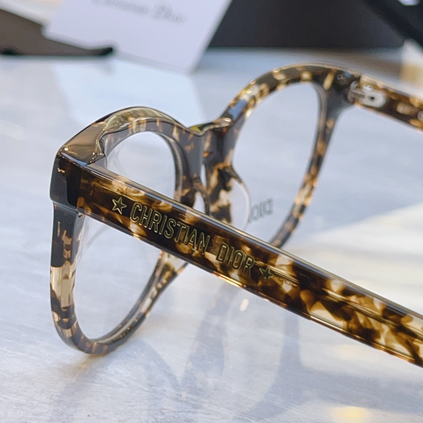 ，【DIO* 】迪*奥新款太阳镜，MODEL：CD S42，SIZE：55口21-145