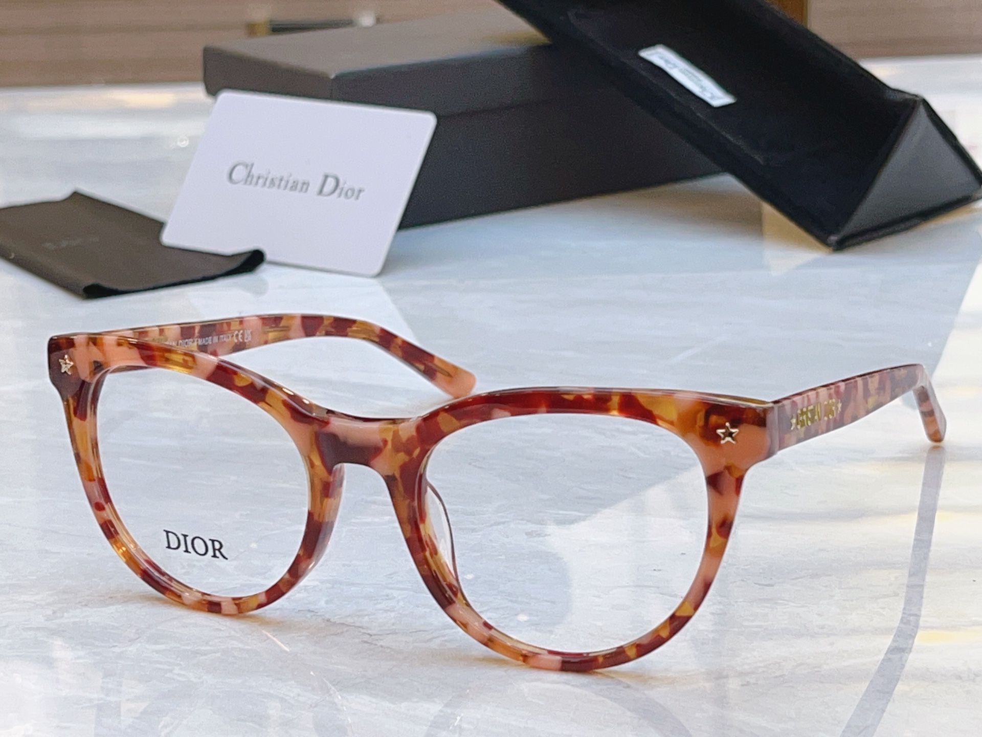 ，【DIO* 】迪*奥新款太阳镜，MODEL：CD S42，SIZE：55口21-145