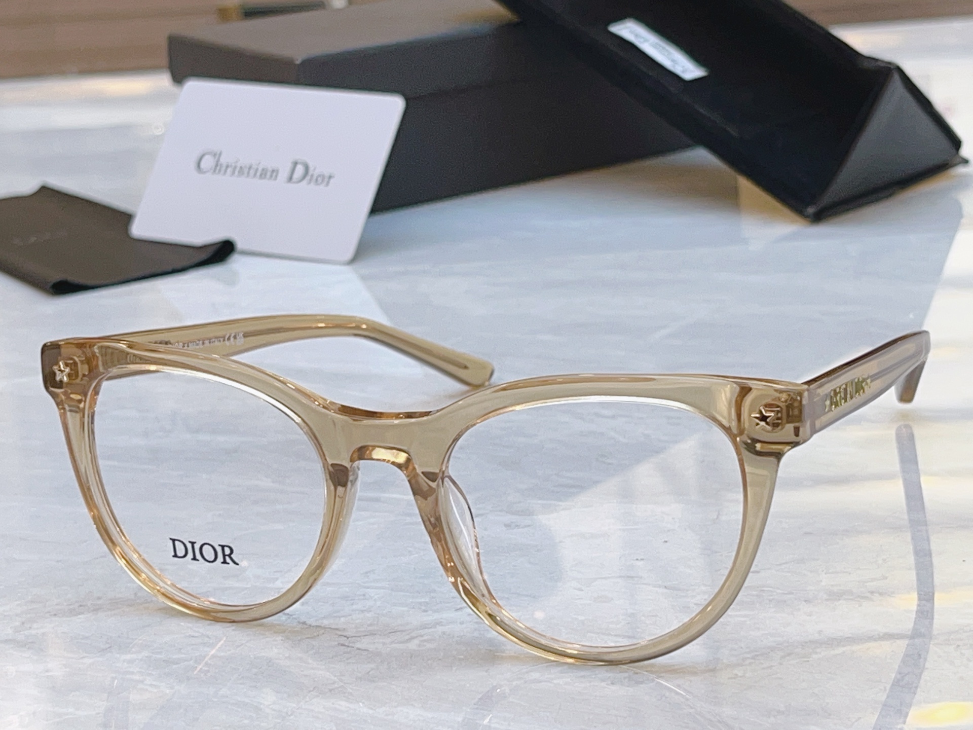 ，【DIO* 】迪*奥新款太阳镜，MODEL：CD S42，SIZE：55口21-145