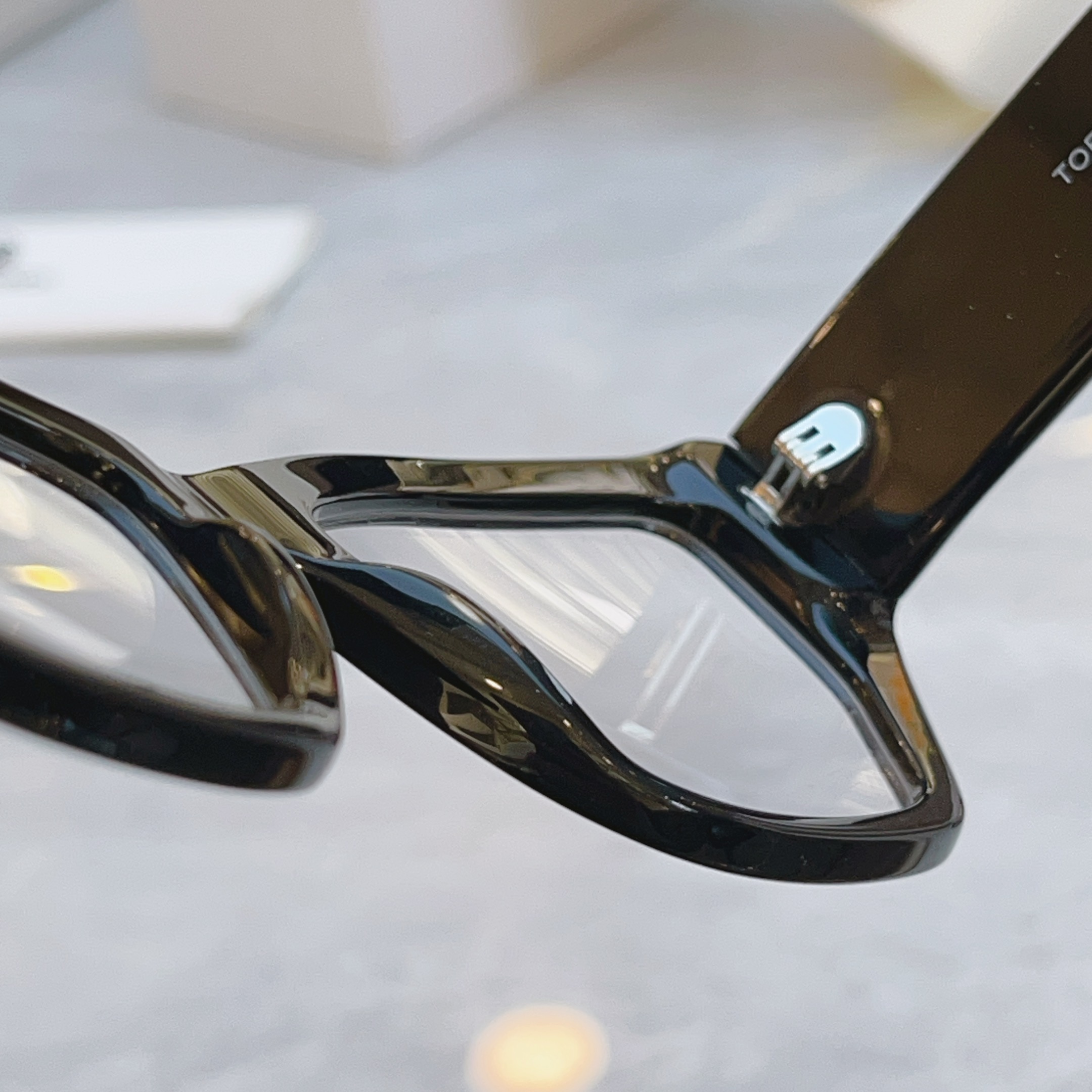 ，【TORY BURC*】新款眼镜架。MODEL：TY7187U，SIZE：54口18-145