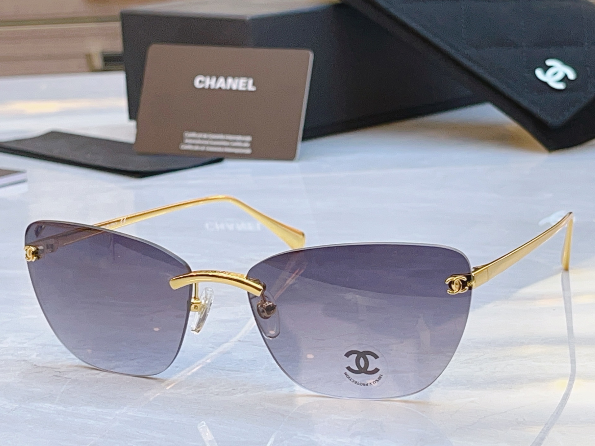 ，【CHANE*】香奈*儿新款太阳镜，MODEL：CH4286Y，SIZE：59口17-140