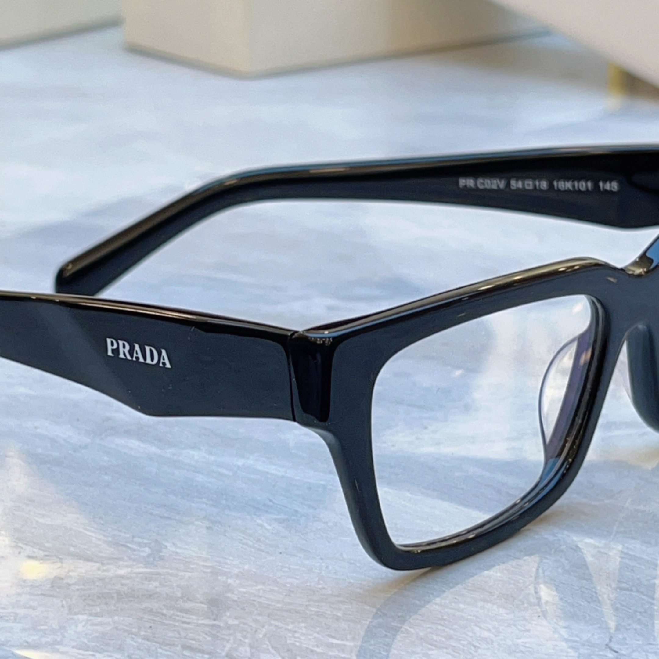 ，【PRAD*】普拉*达新款太阳镜，MODEL：PR C02V，SIZE：54口18-145