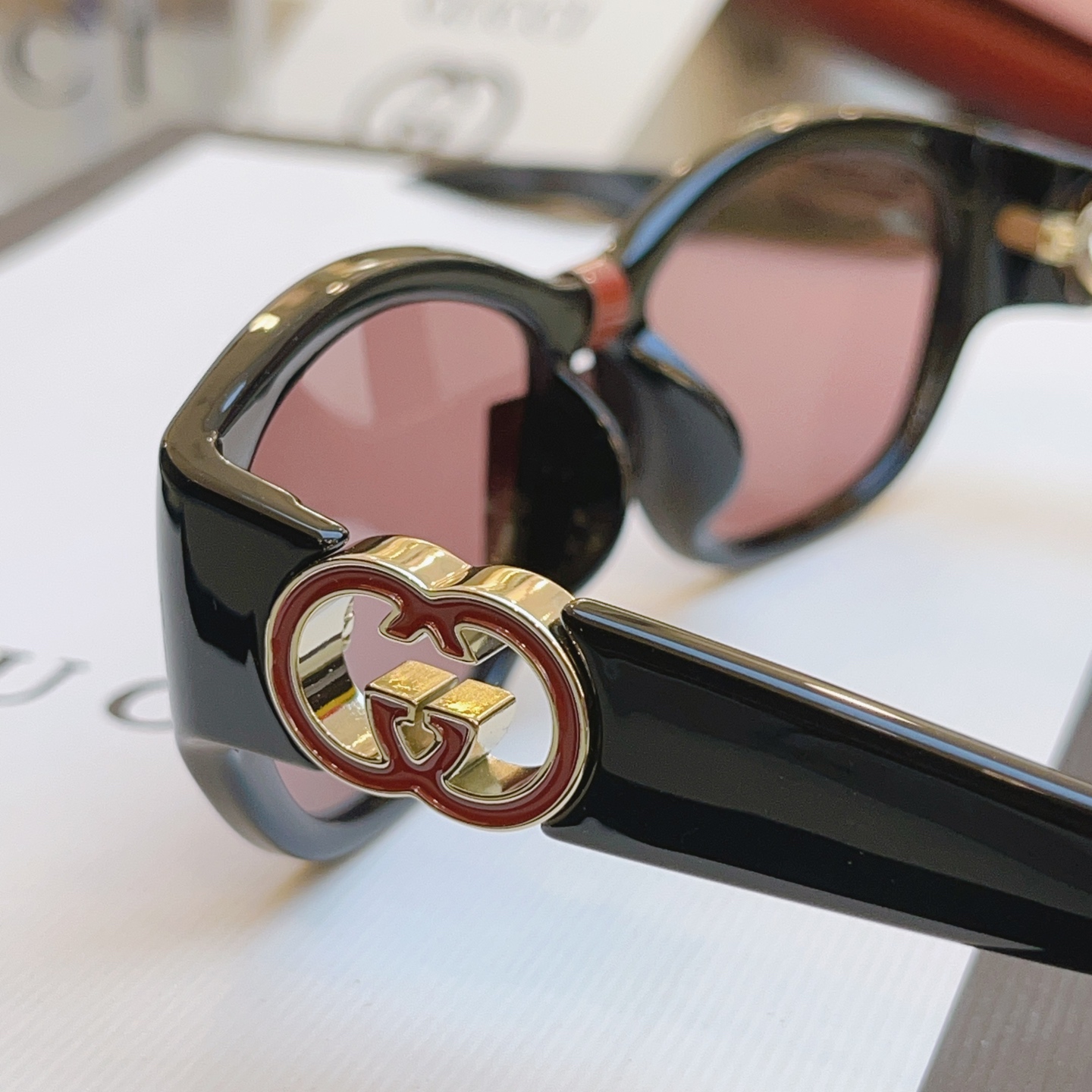 ，【GUCC*】古*驰新款太阳镜 高版本✨，MODEL：GG1826SK，SIZE：57口16-140 