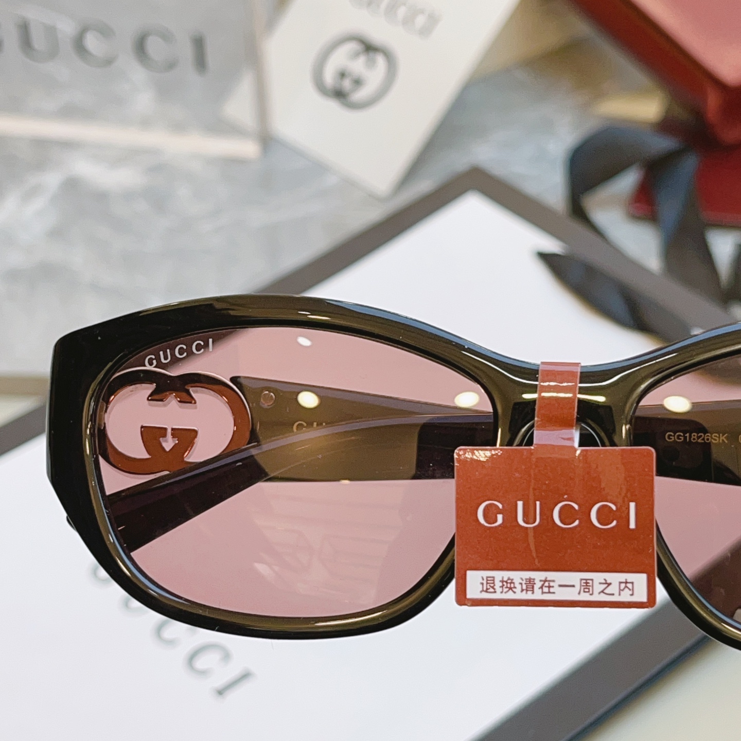 ，【GUCC*】古*驰新款太阳镜 高版本✨，MODEL：GG1826SK，SIZE：57口16-140 