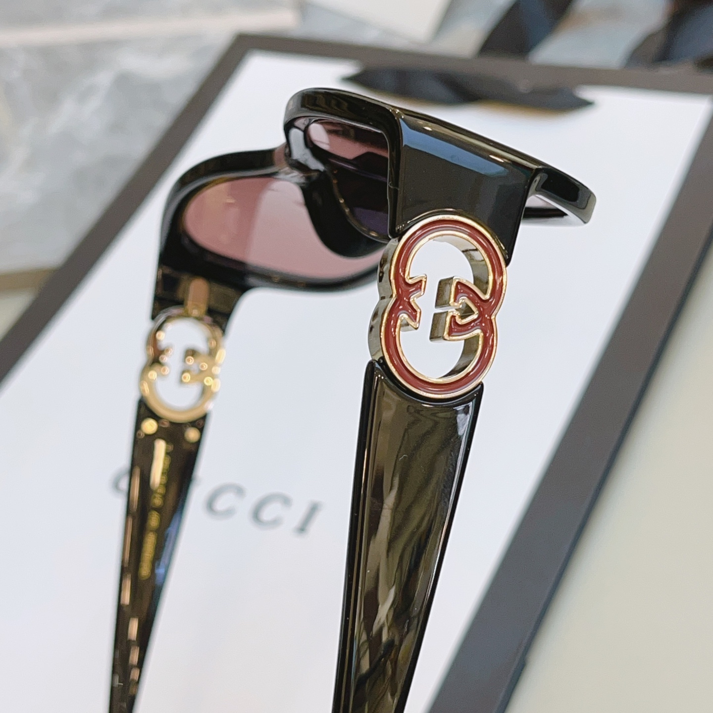 ，【GUCC*】古*驰新款太阳镜 高版本✨，MODEL：GG1826SK，SIZE：57口16-140 