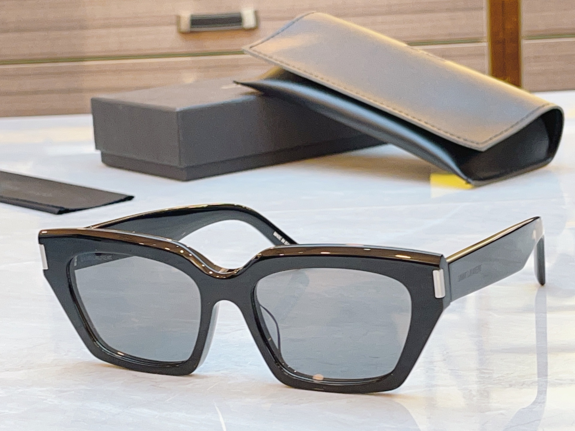 ，【SAINT LAUREN*】圣罗*兰新款太阳镜，MODEL：SL 826，SIZE：55口18-14