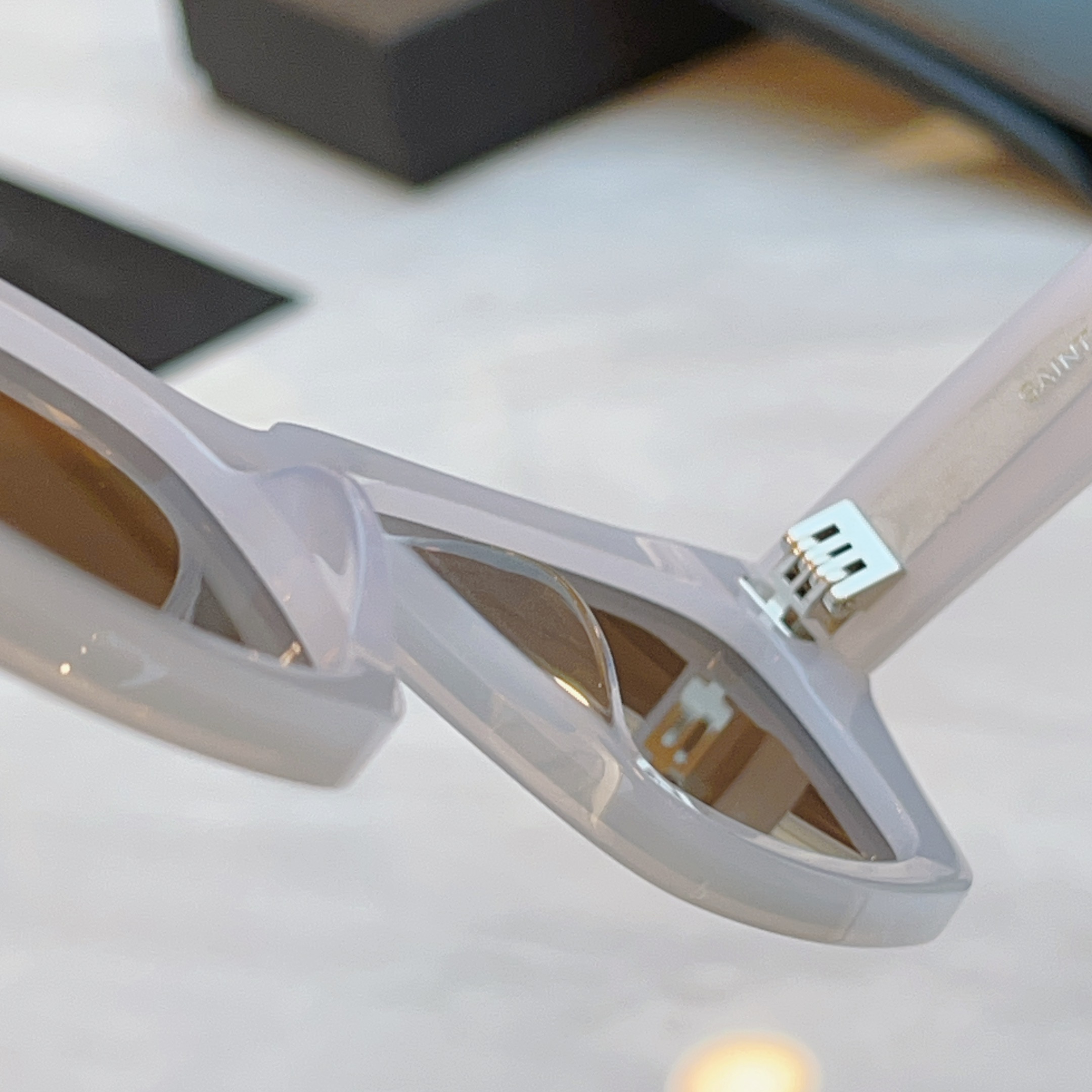 ，【SAINT LAUREN*】圣罗*兰新款太阳镜，MODEL：SL 826，SIZE：55口18-14